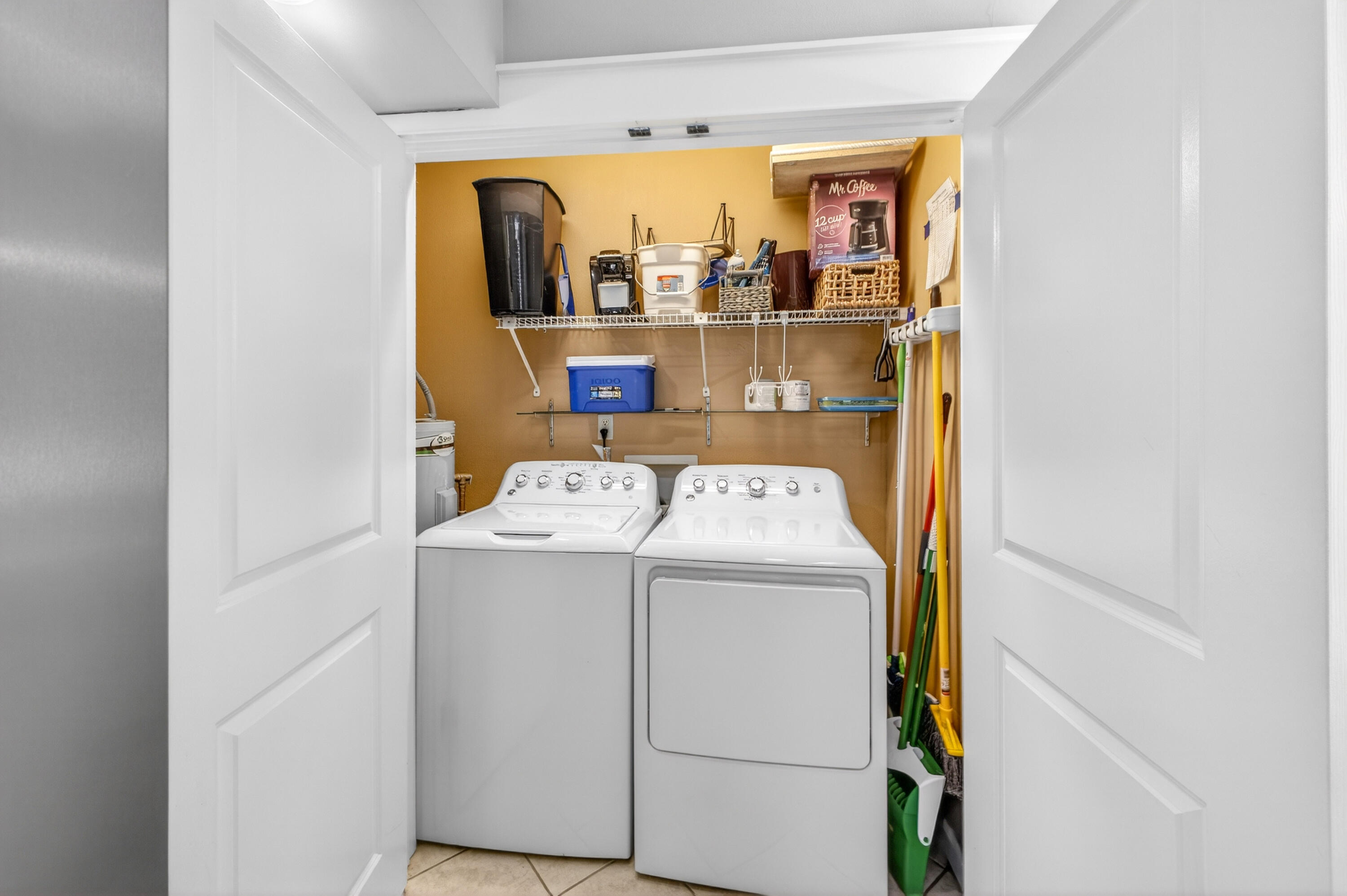 8985 Heron Walk Drive 8985