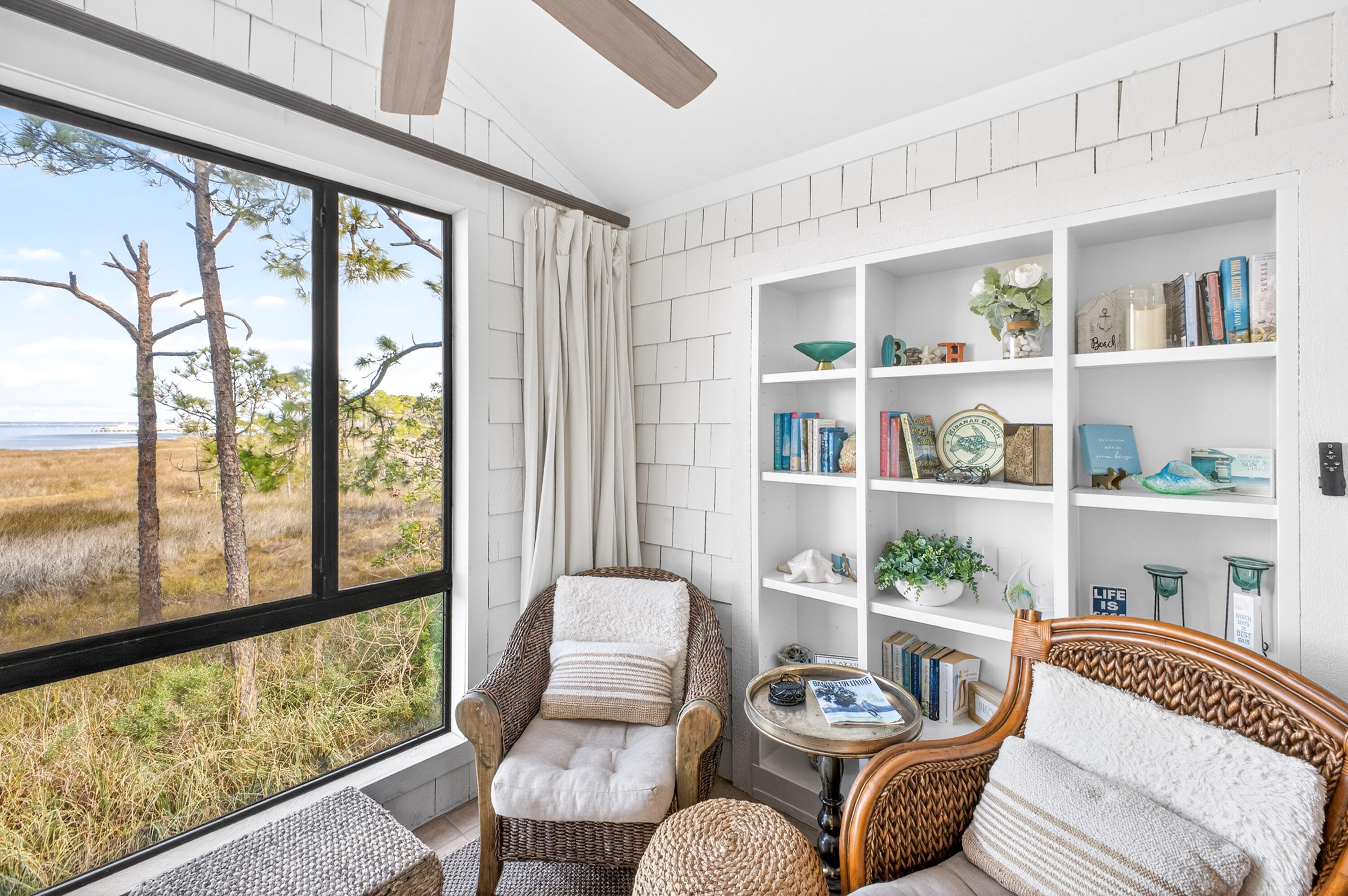 8985 Heron Walk Drive 8985