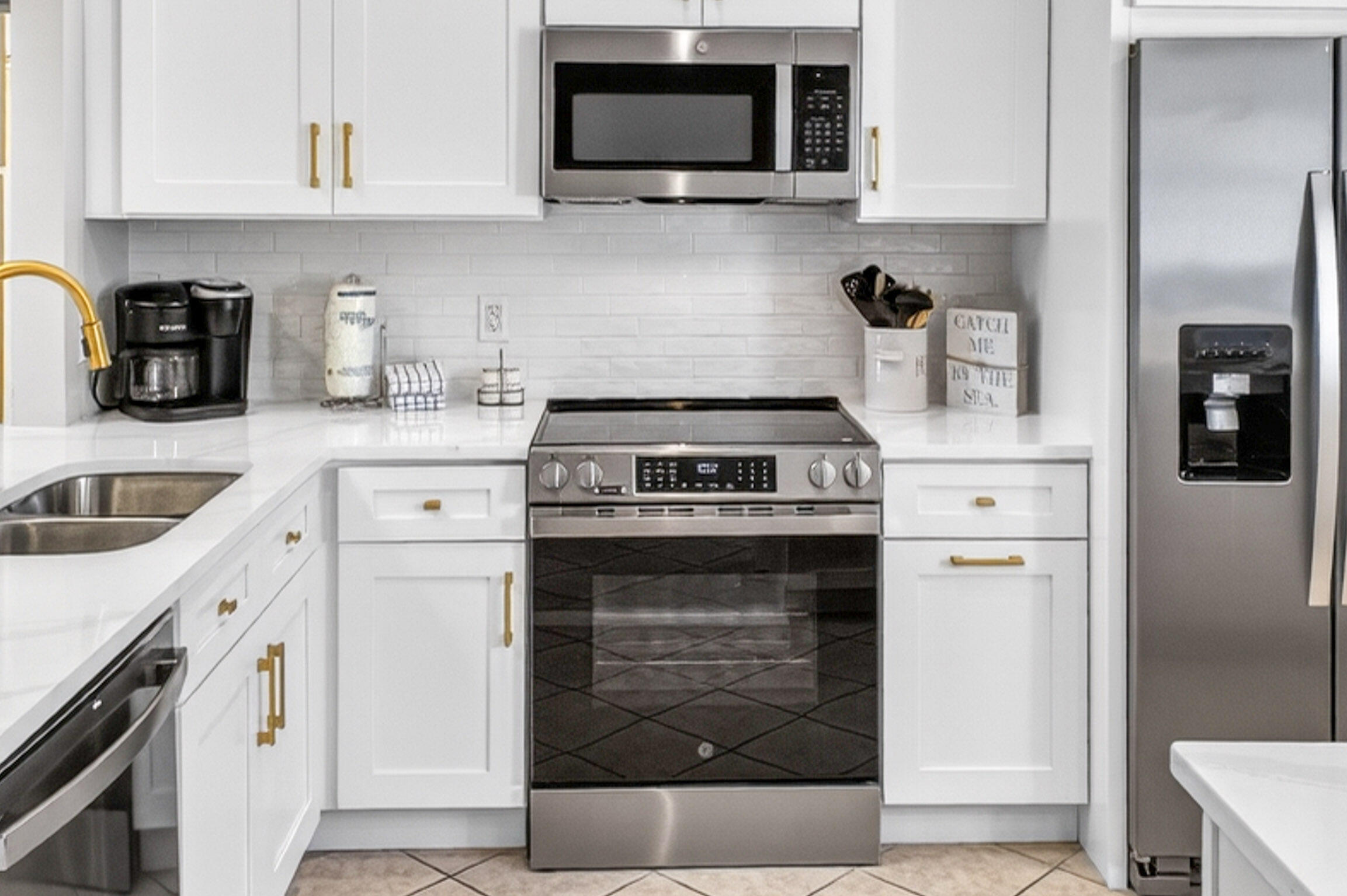 8985 Heron Walk Drive 8985