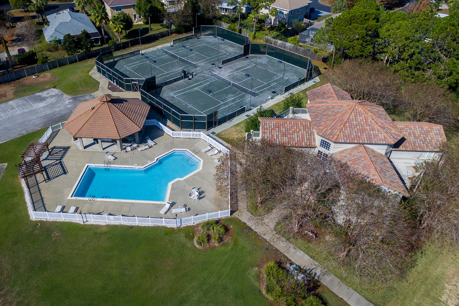 910 Emerald Bay Drive