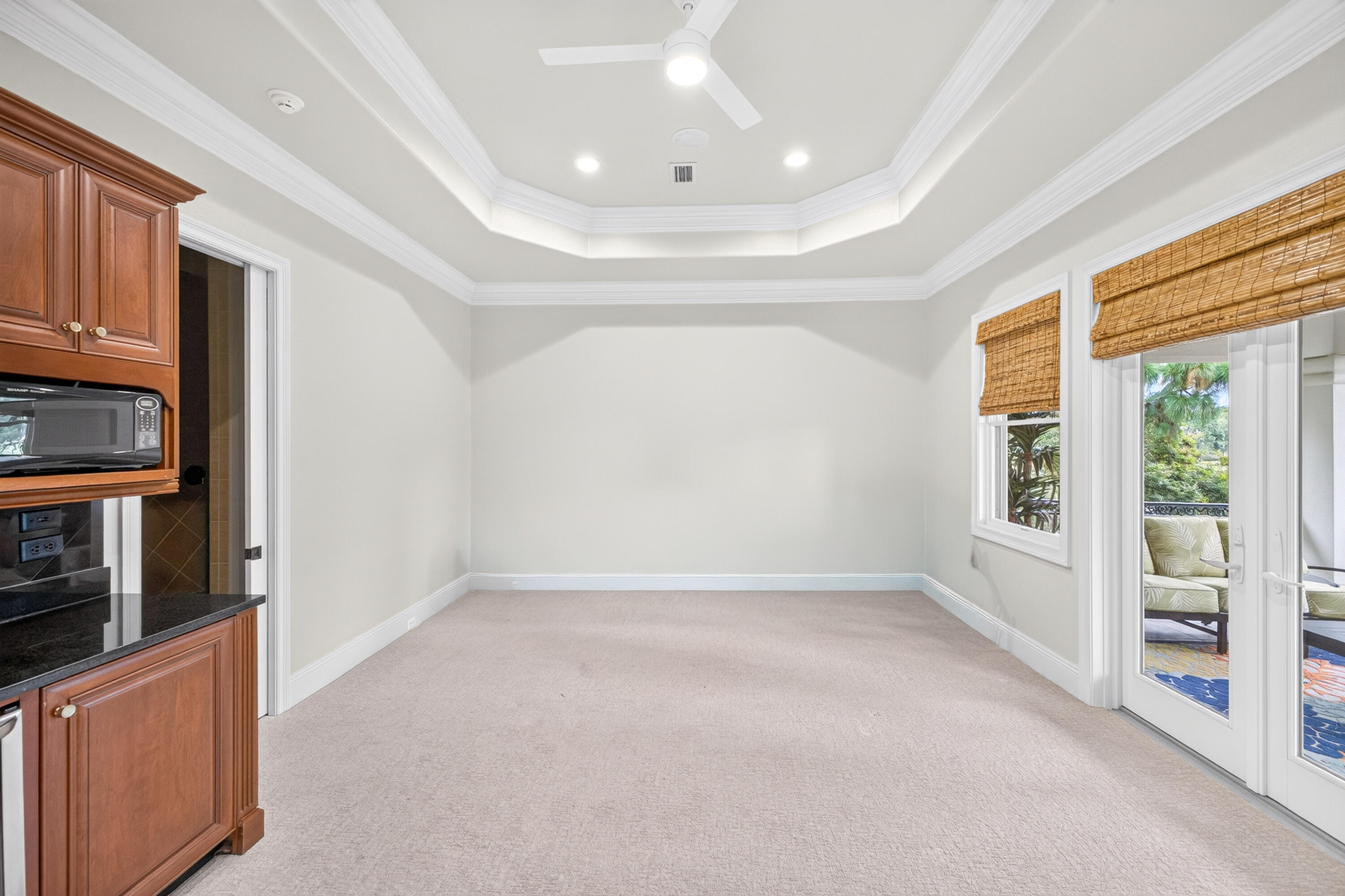 3325 Club Drive