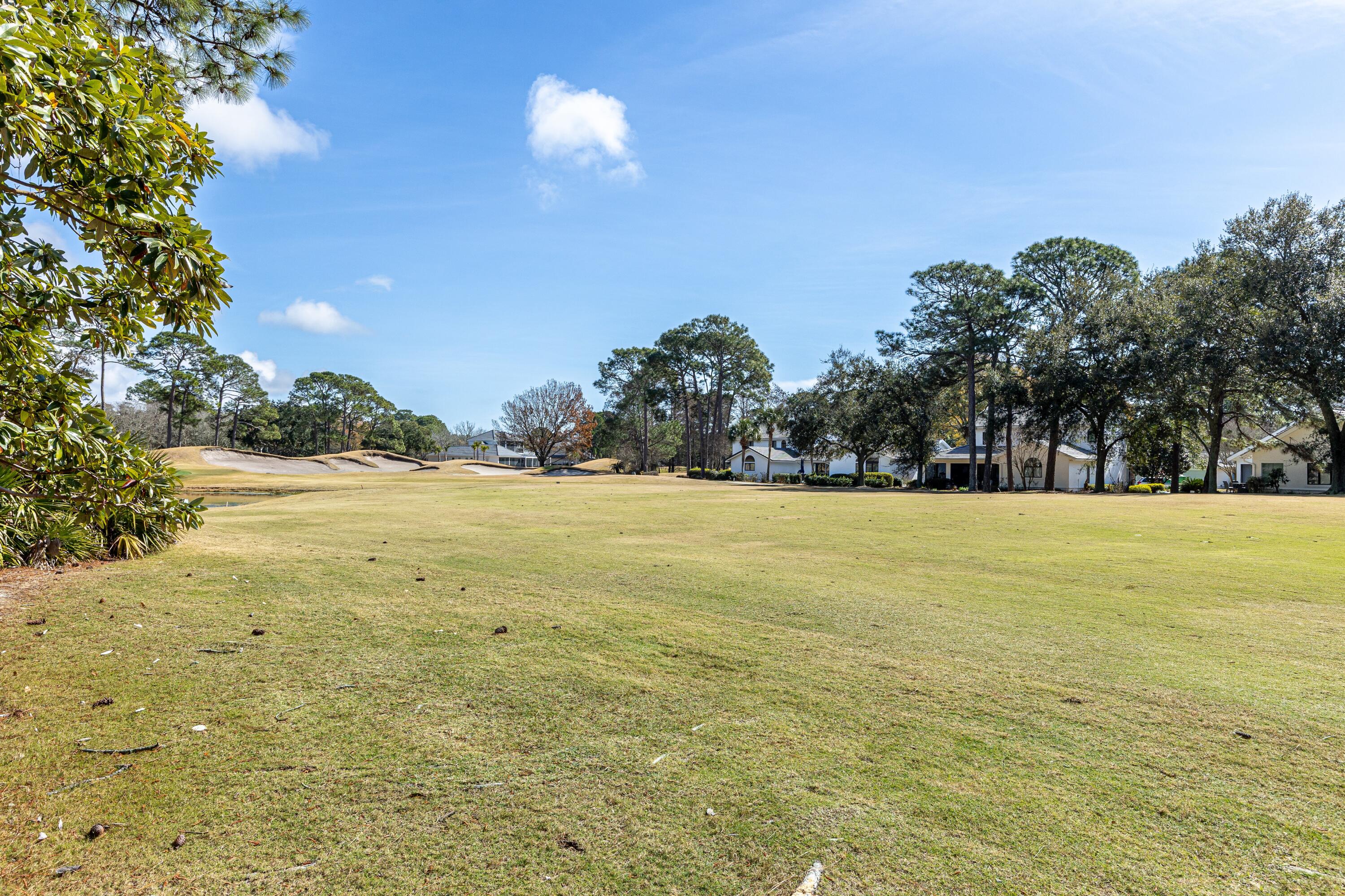 8528 Turnberry Court 8528