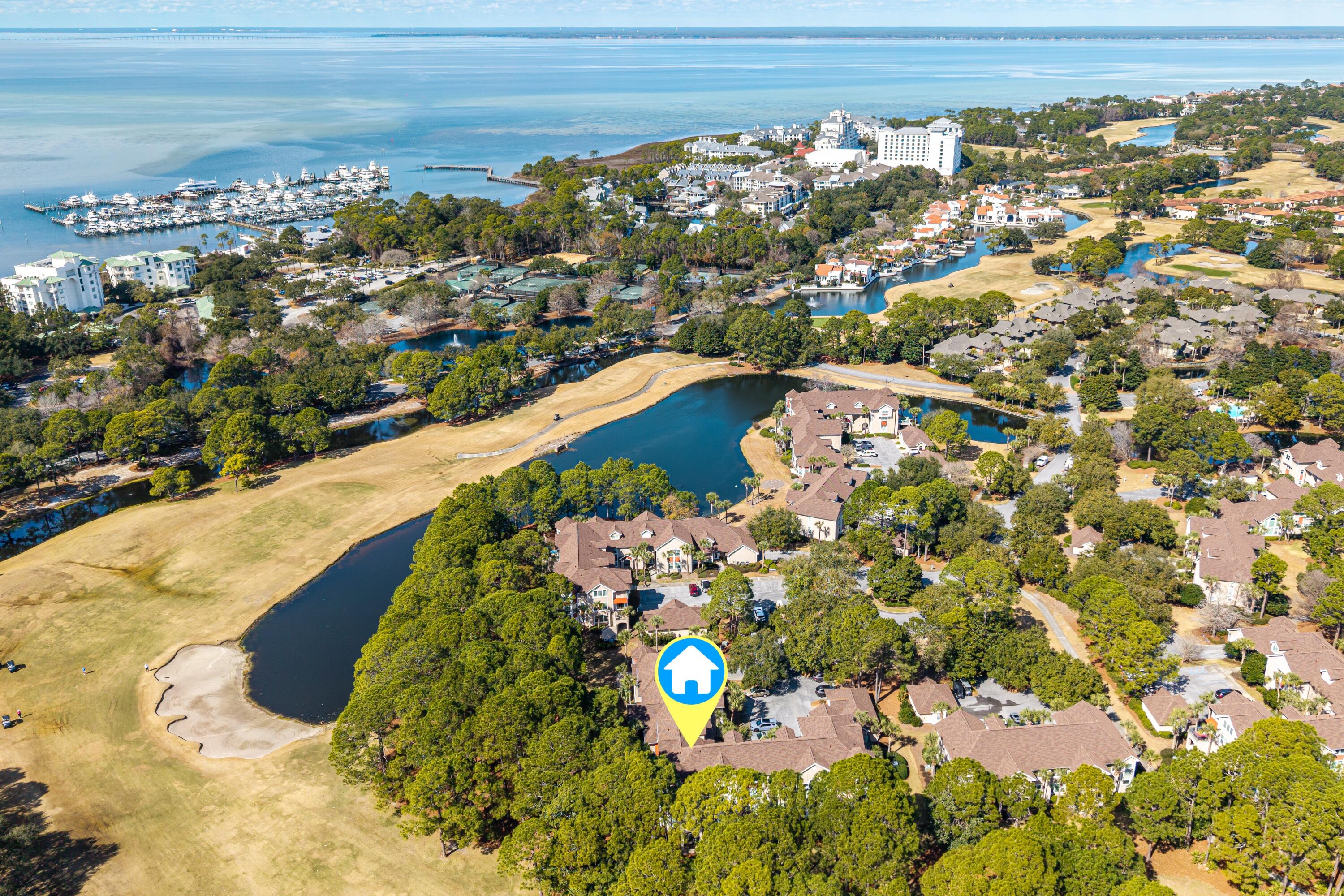 8528 Turnberry Court 8528