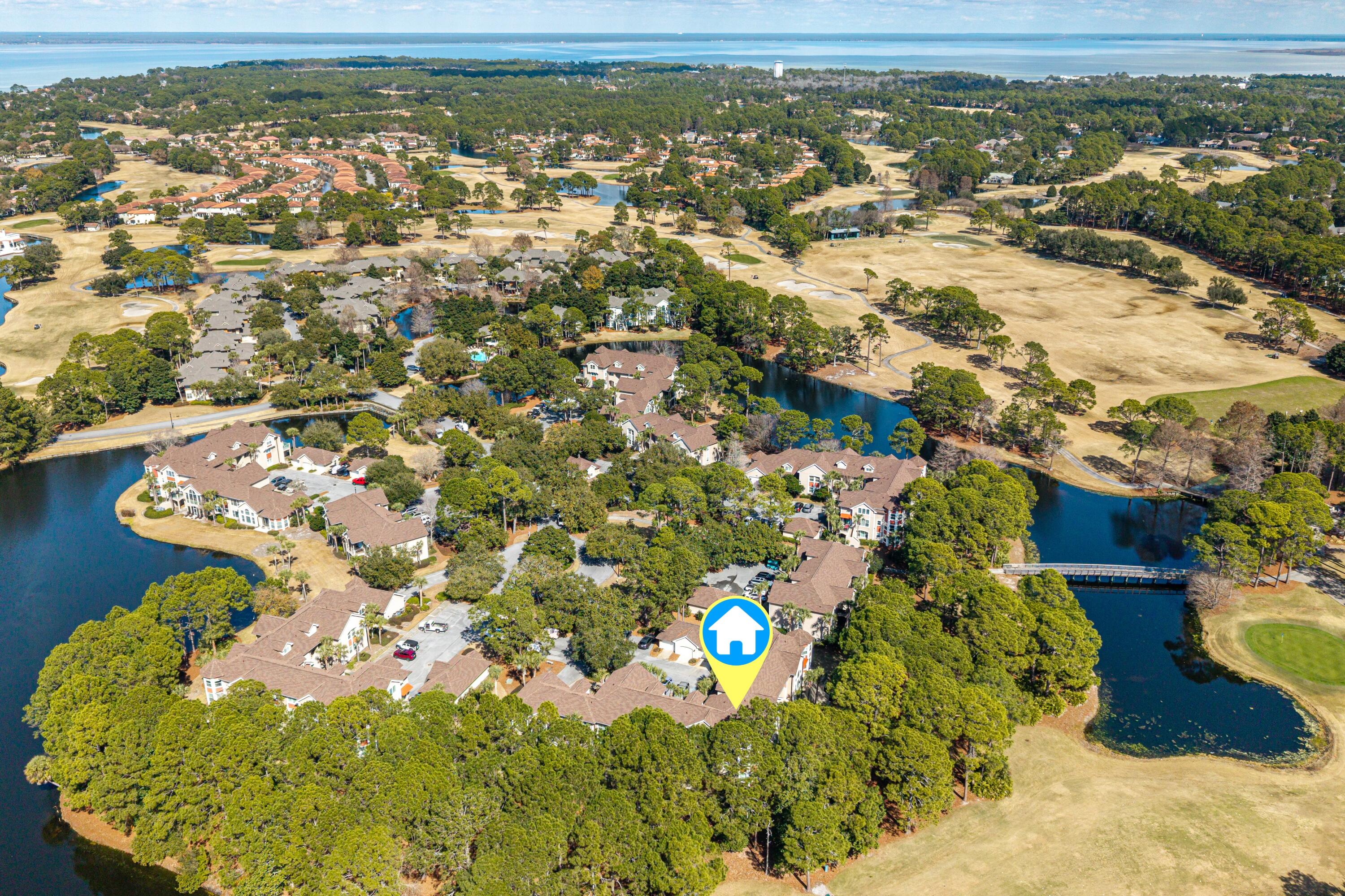 8528 Turnberry Court 8528