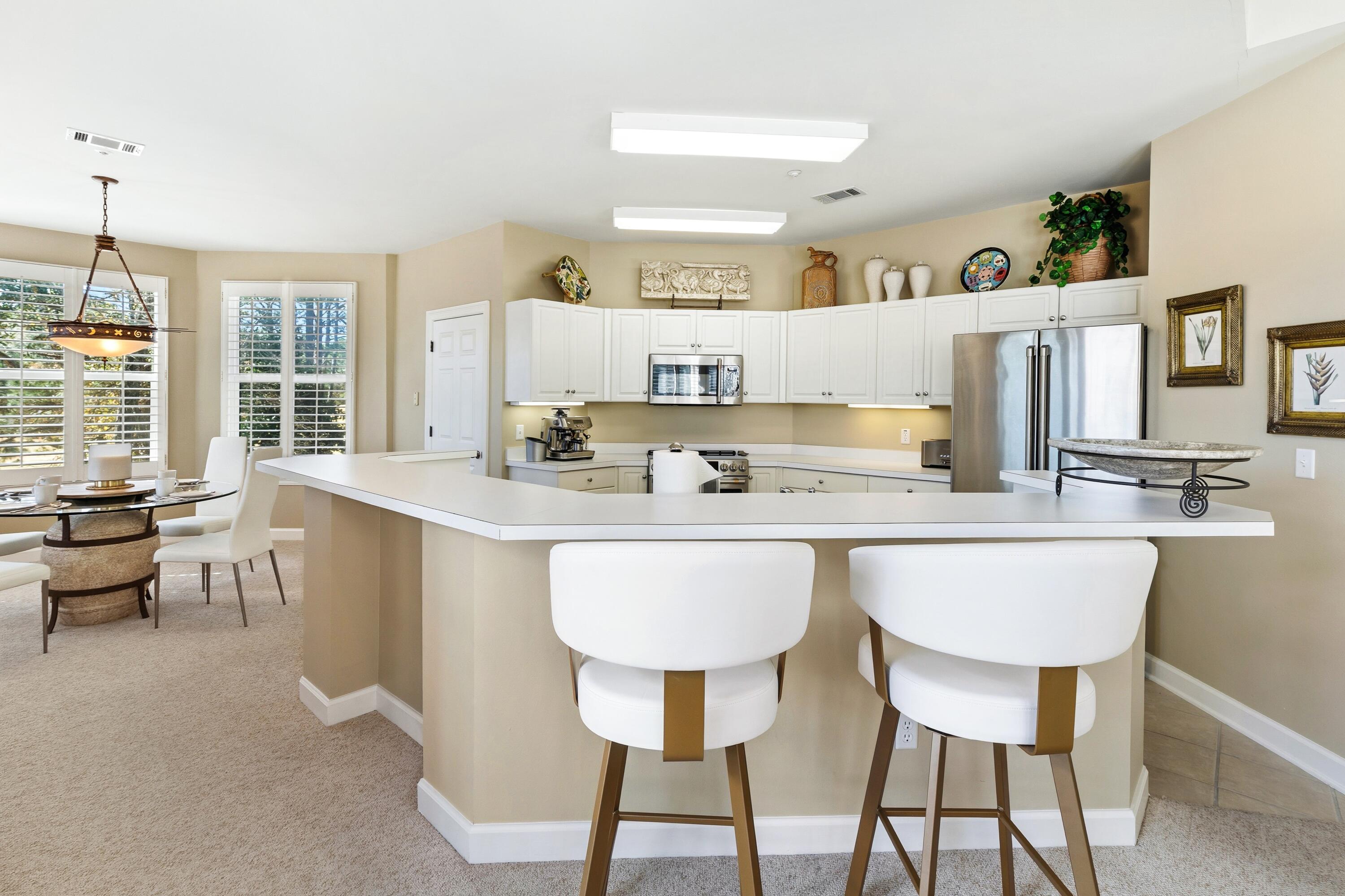 8528 Turnberry Court 8528