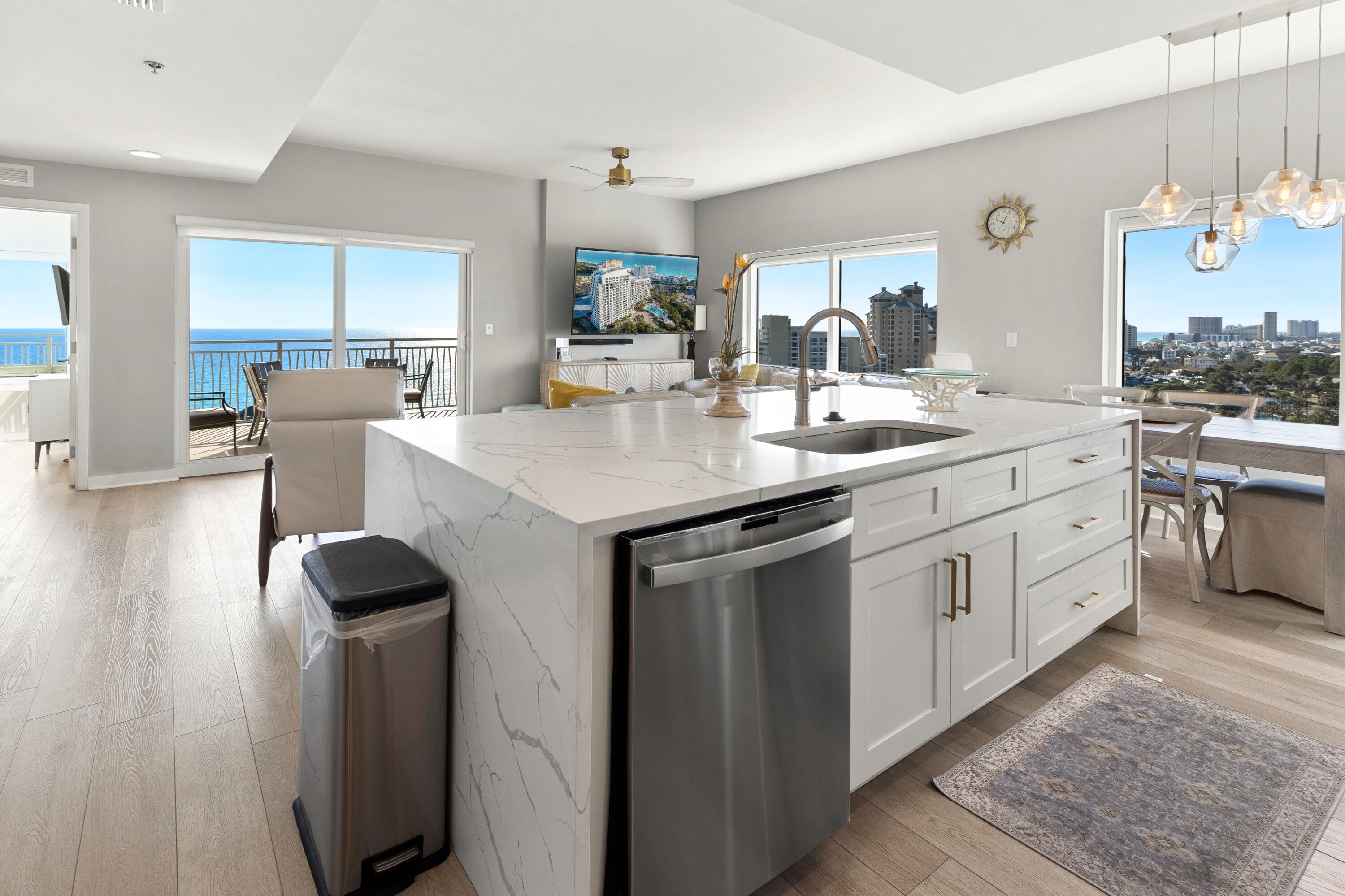 5002 S Sandestin Boulevard 7126/ 7128