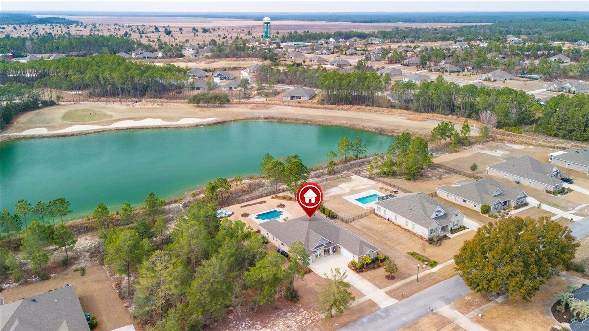 513 W Club House Drive