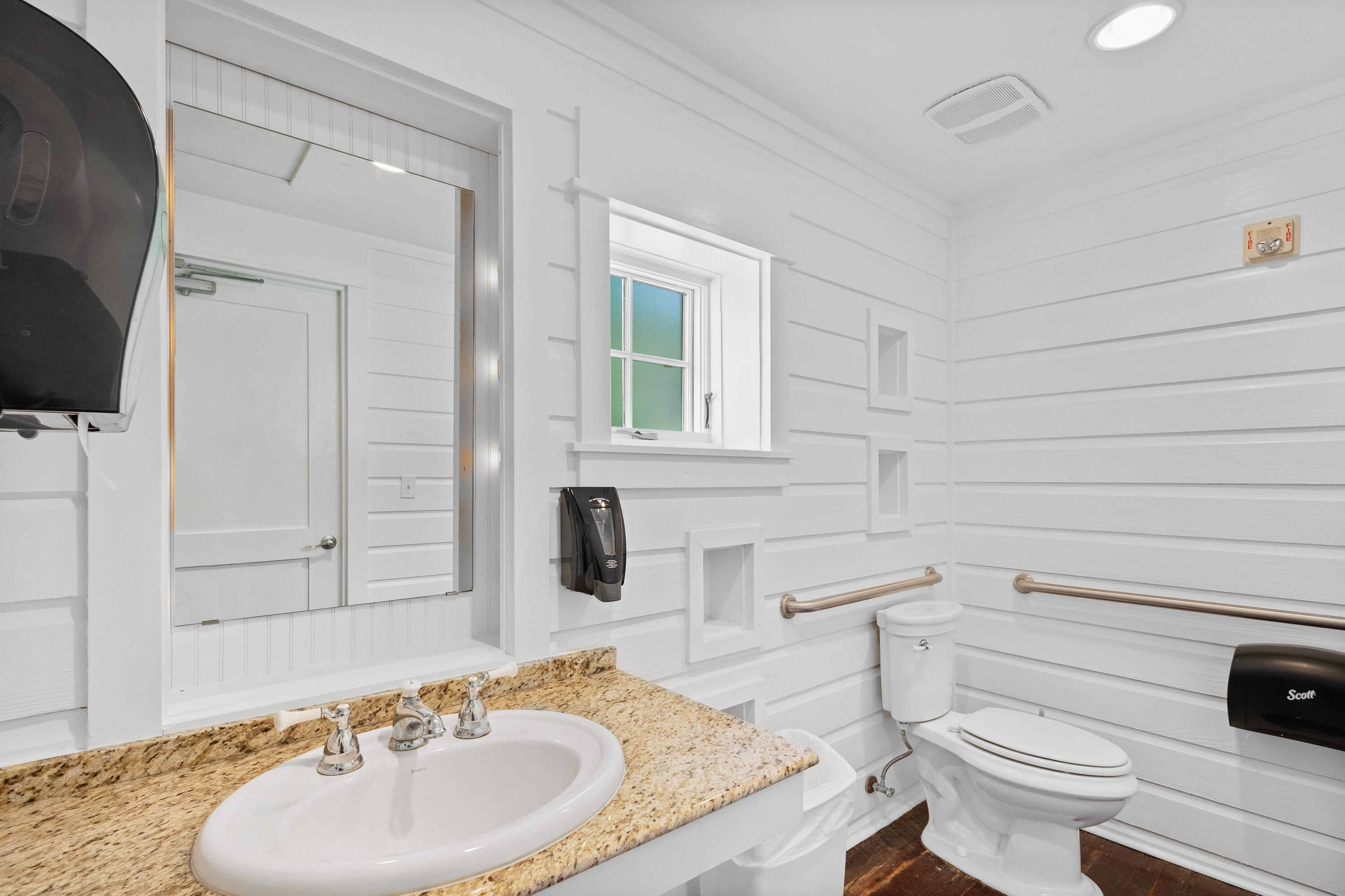 9800 Grand Sandestin Boulevard 5411