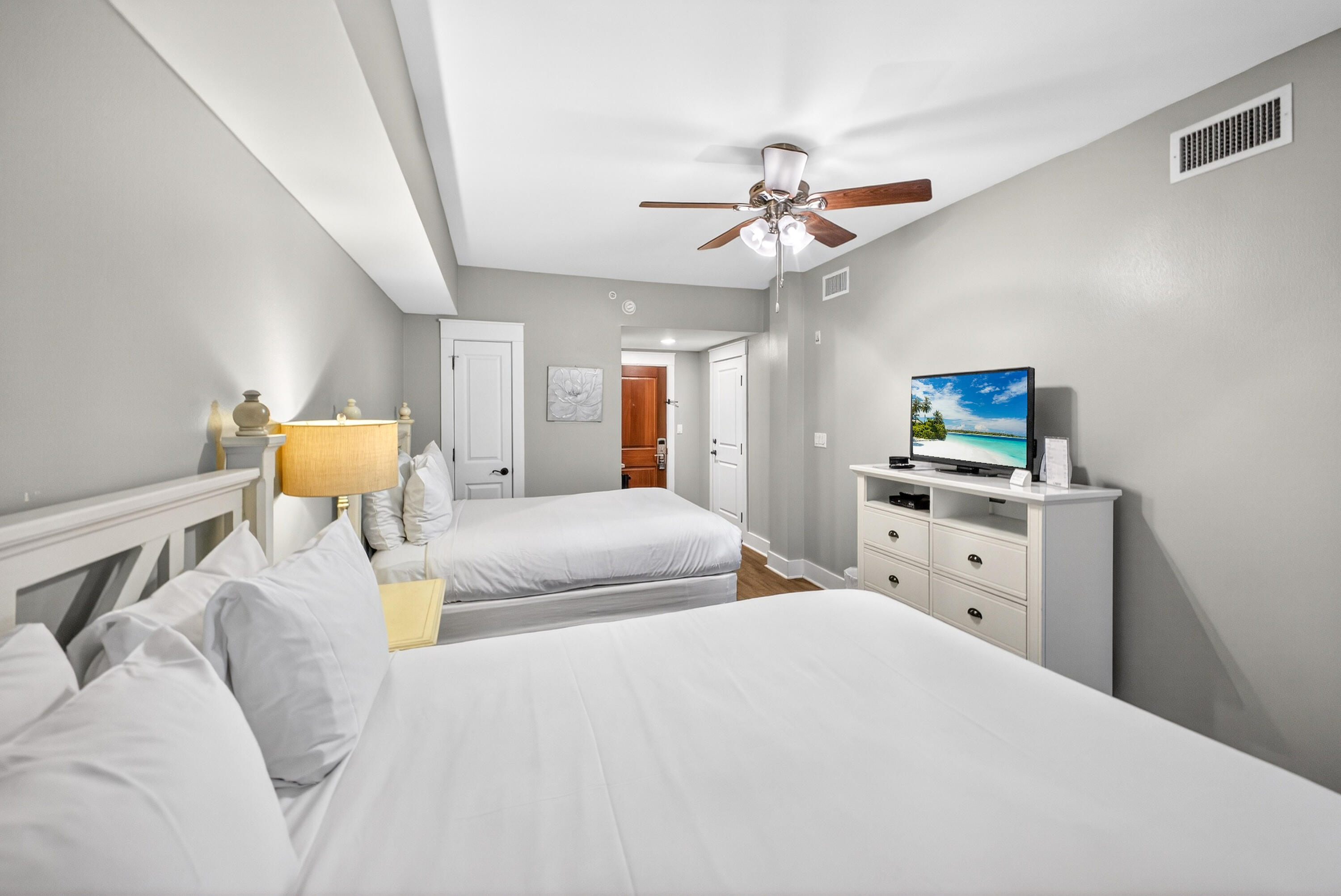 9300 Baytowne Wharf Boulevard 333/335