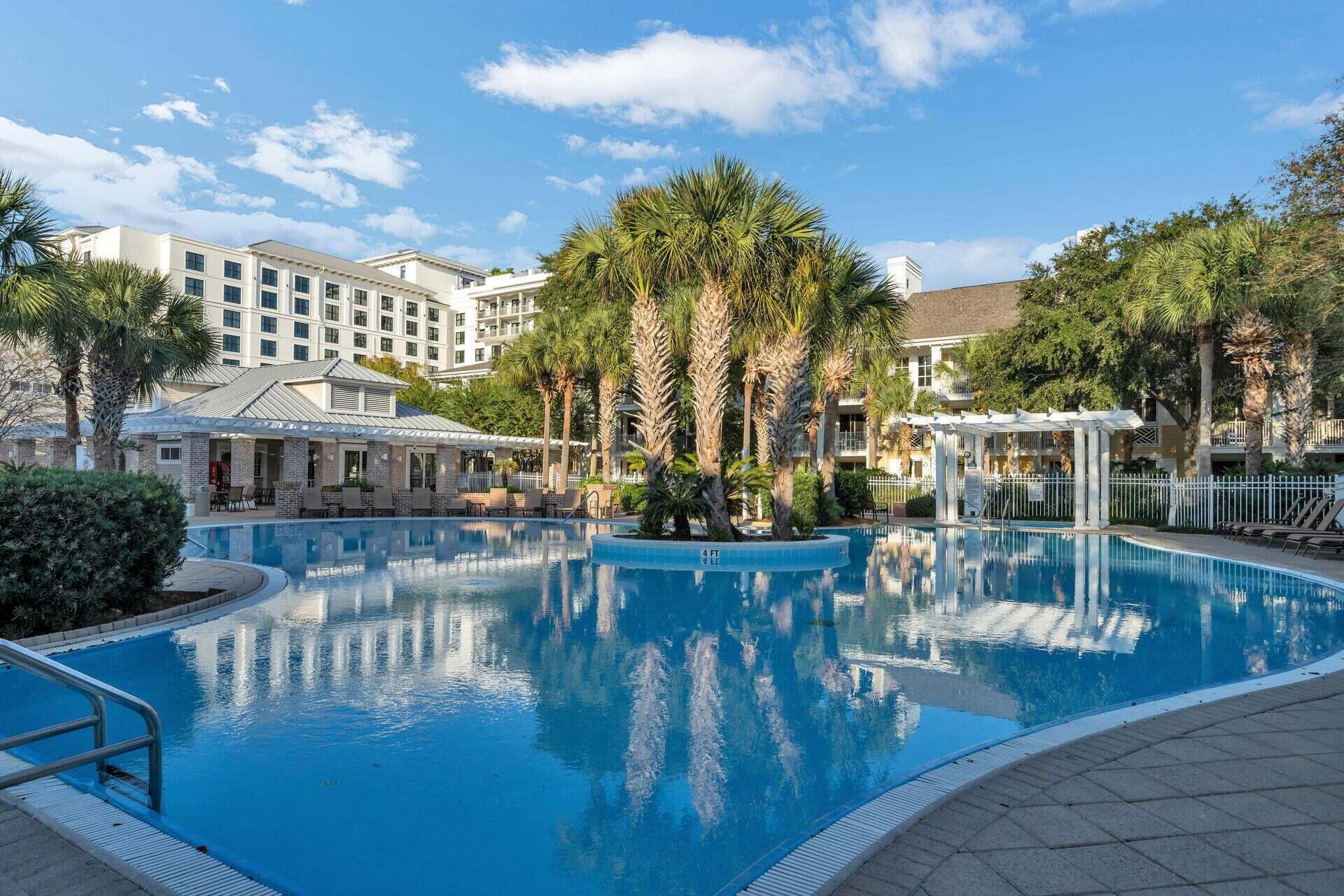 9300 Baytowne Wharf Boulevard 333/335