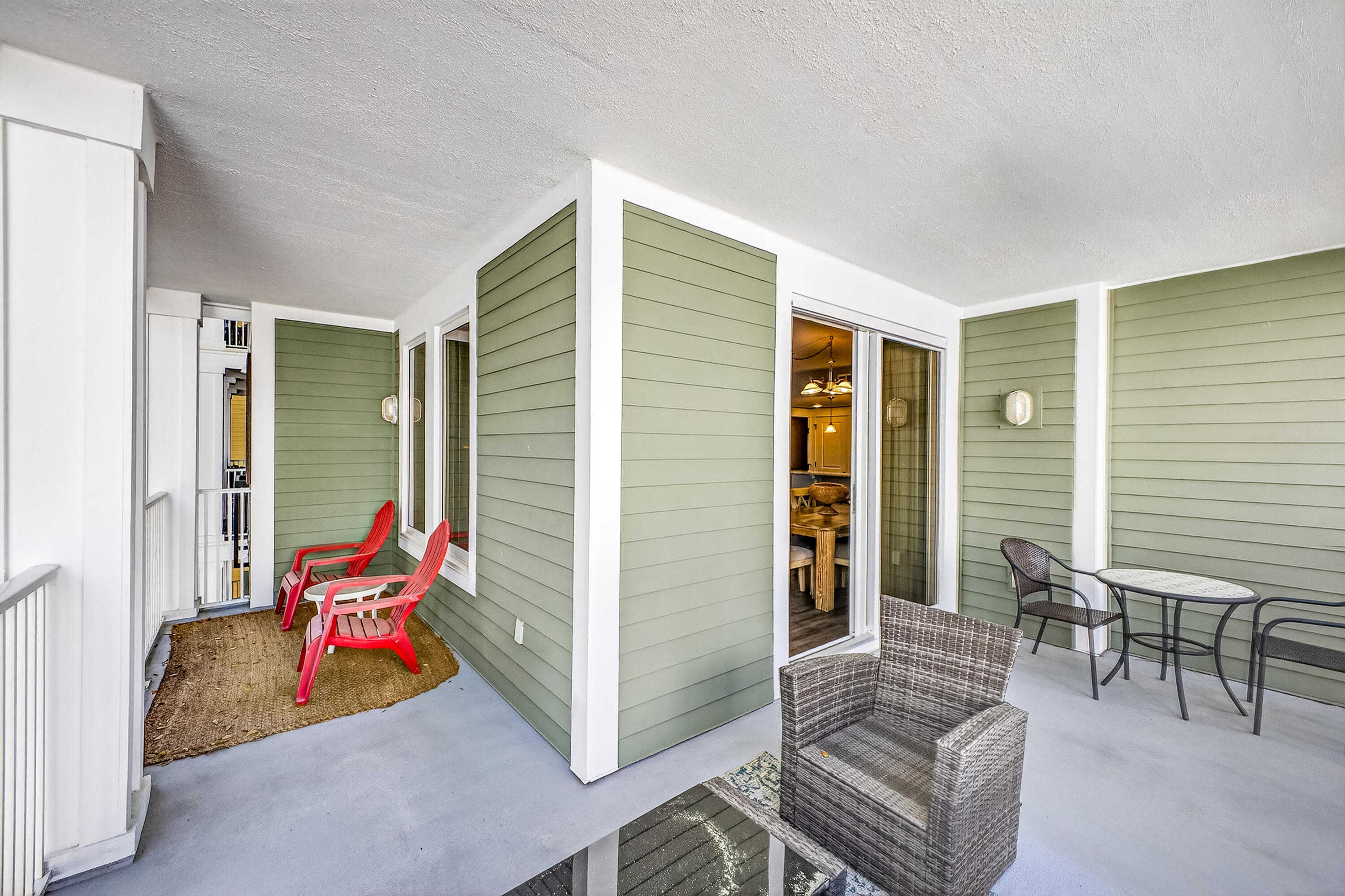 9300 Baytowne Wharf Boulevard 333/335