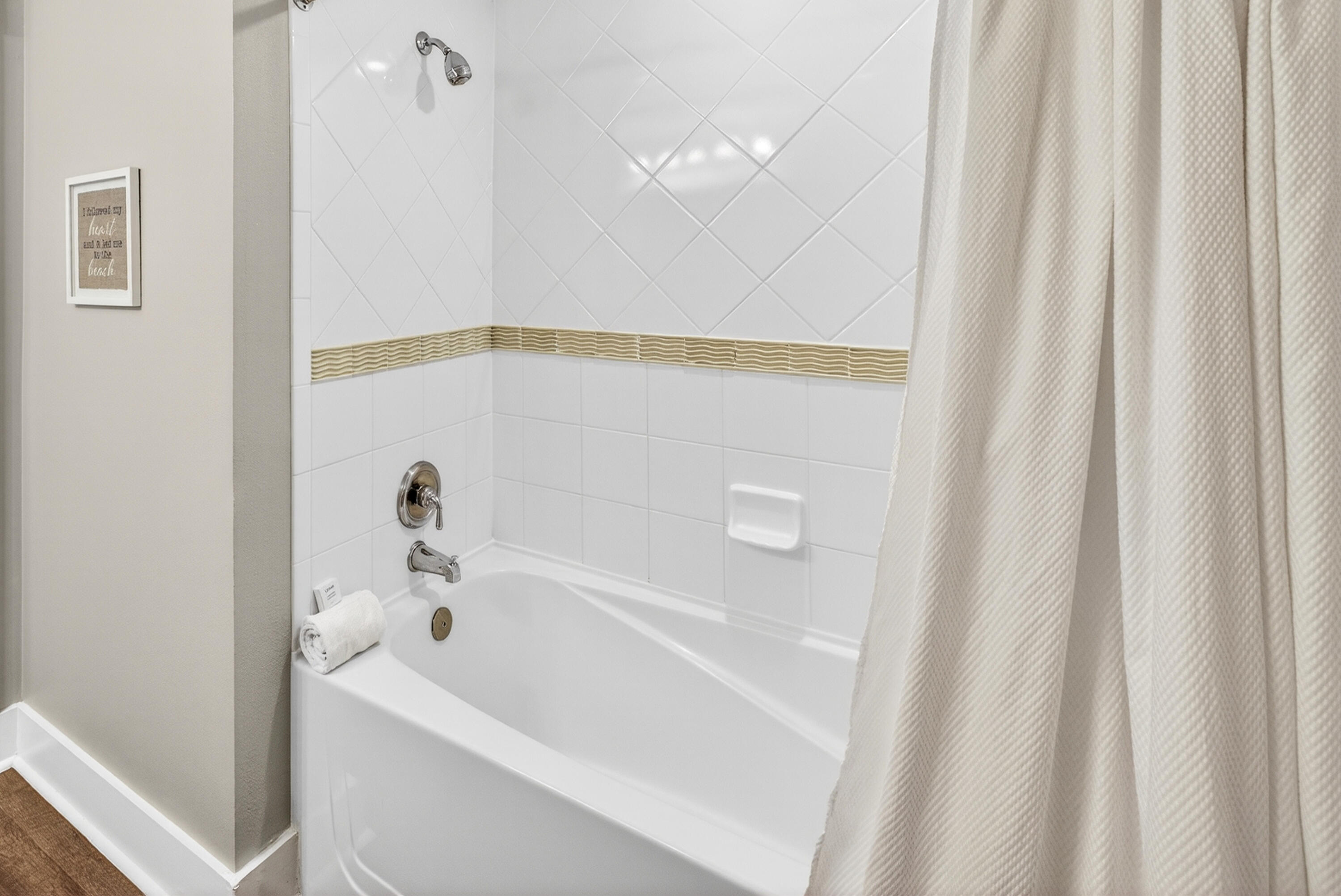 9300 Baytowne Wharf Boulevard 333/335