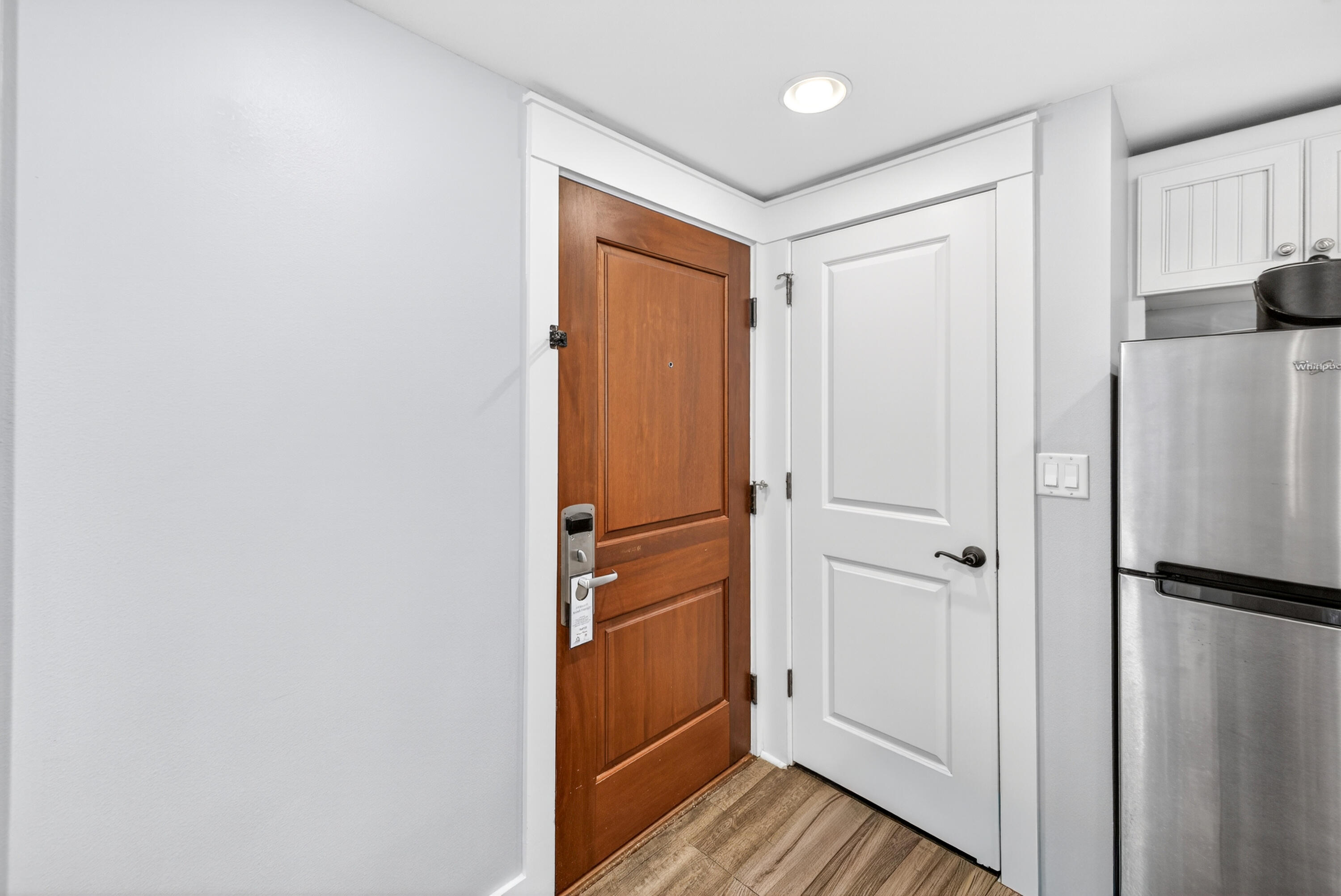 9300 Baytowne Wharf Boulevard 333/335