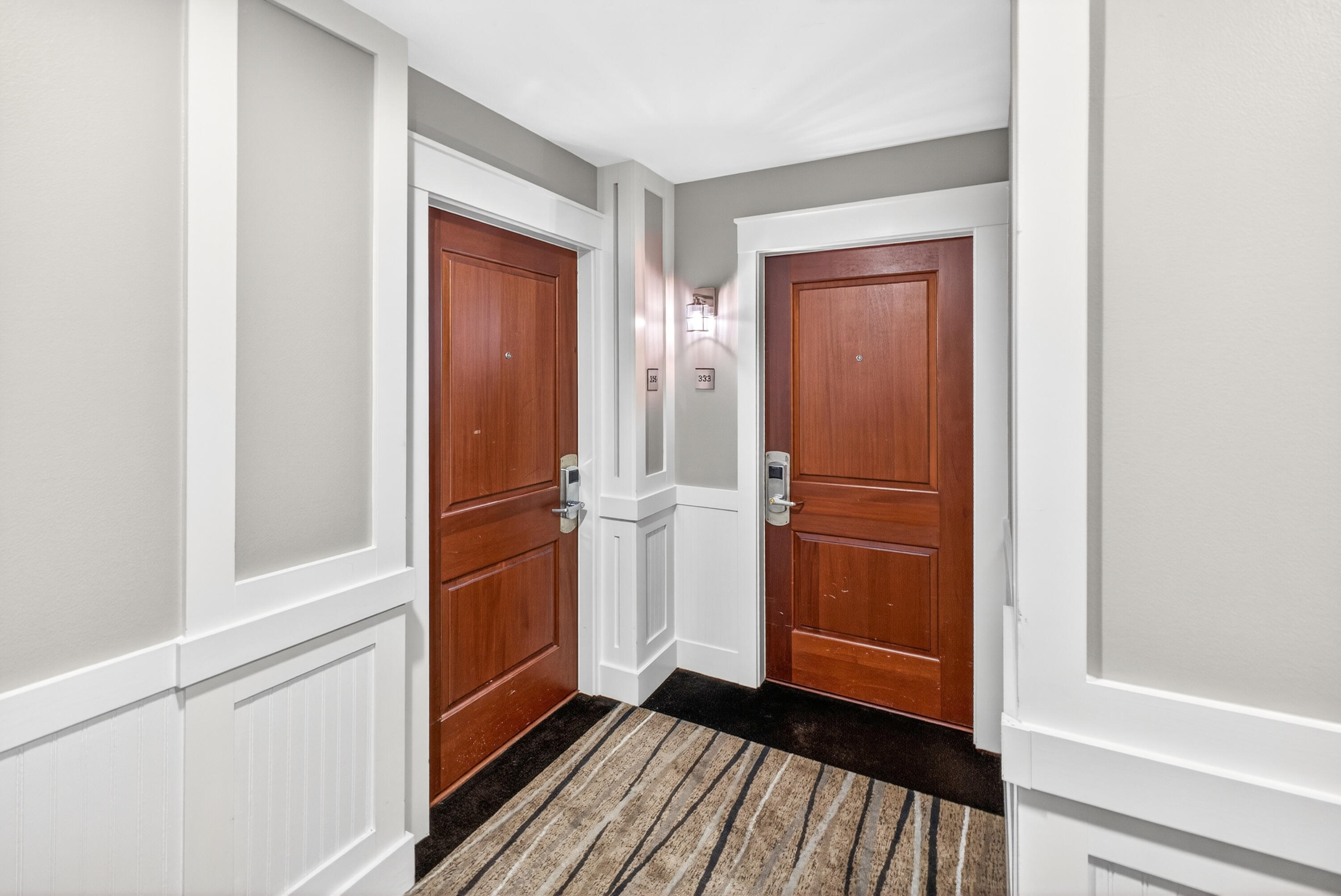 9300 Baytowne Wharf Boulevard 333/335