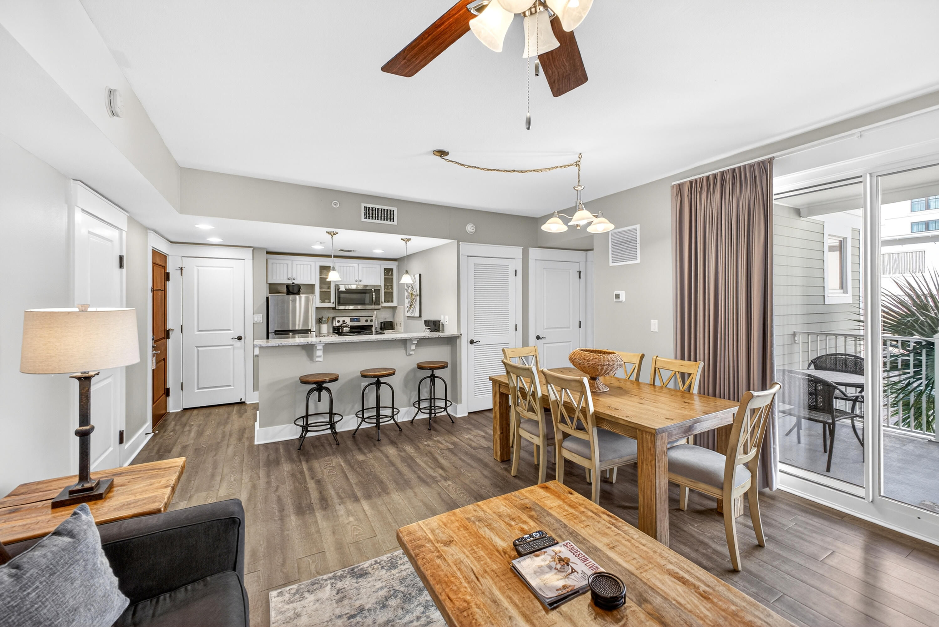 9300 Baytowne Wharf Boulevard 333/335