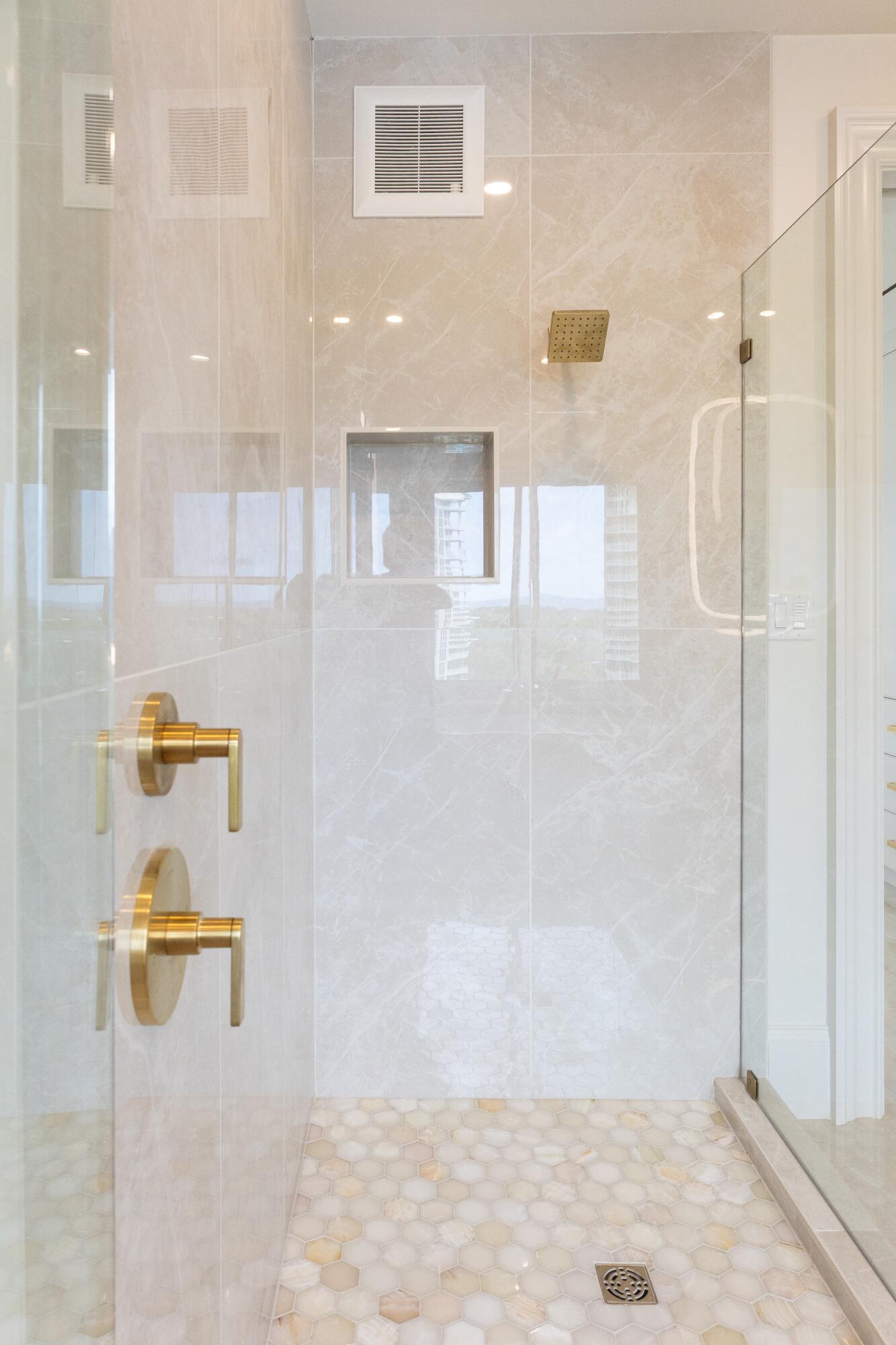 4634 Southwinds Dr Drive 4634