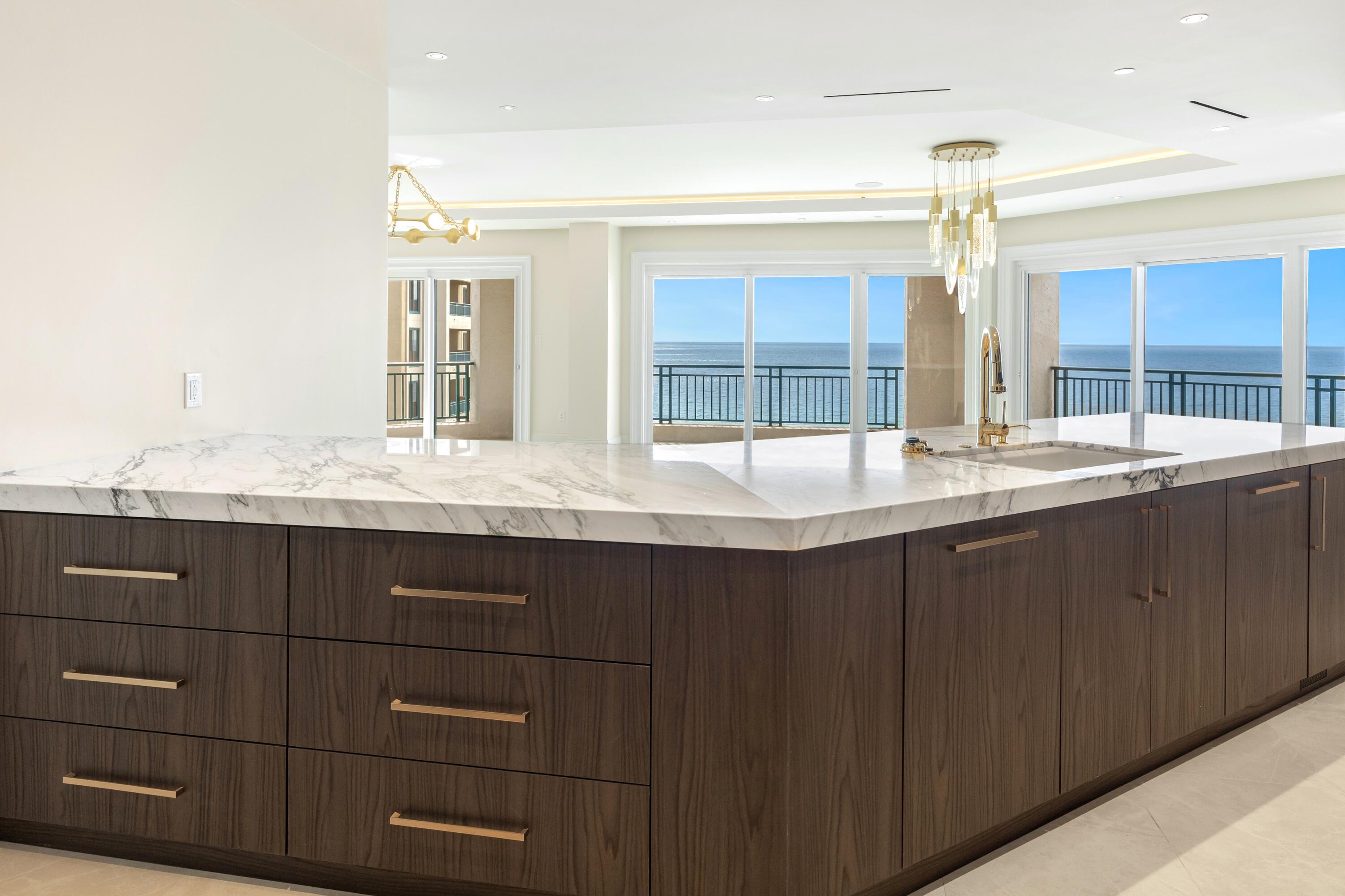 4634 Southwinds Dr Drive 4634