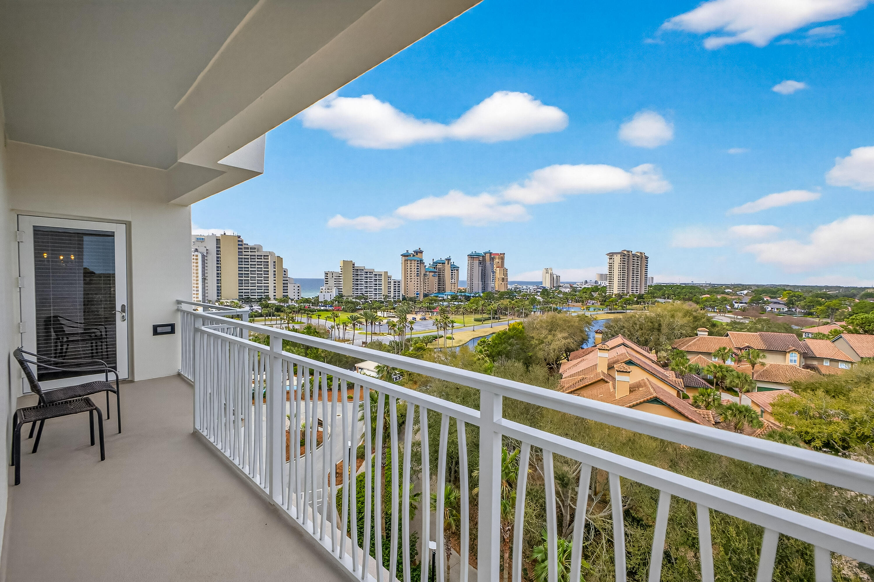 5000 S Sandestin Boulevard 6710/6712