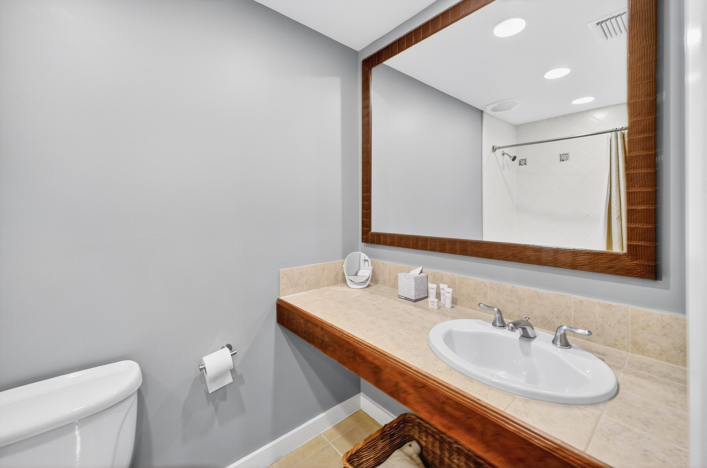 5000 S Sandestin Boulevard 6702/6704