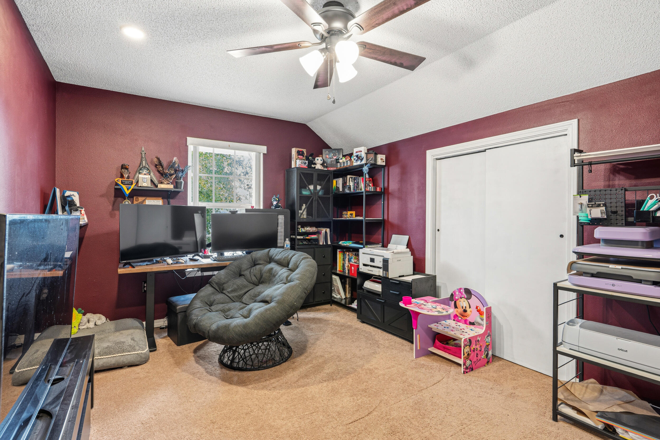 4785 Shoal Lake Circle