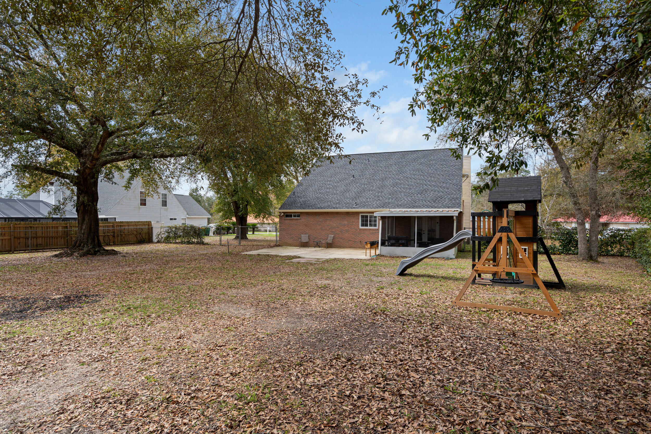 4785 Shoal Lake Circle
