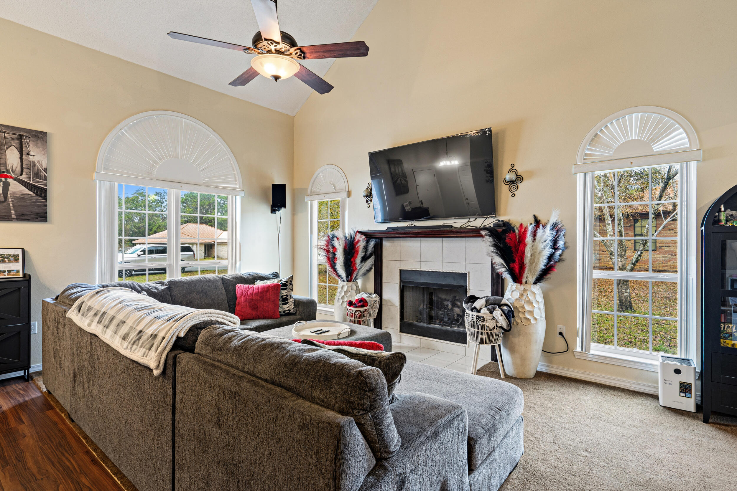 4785 Shoal Lake Circle