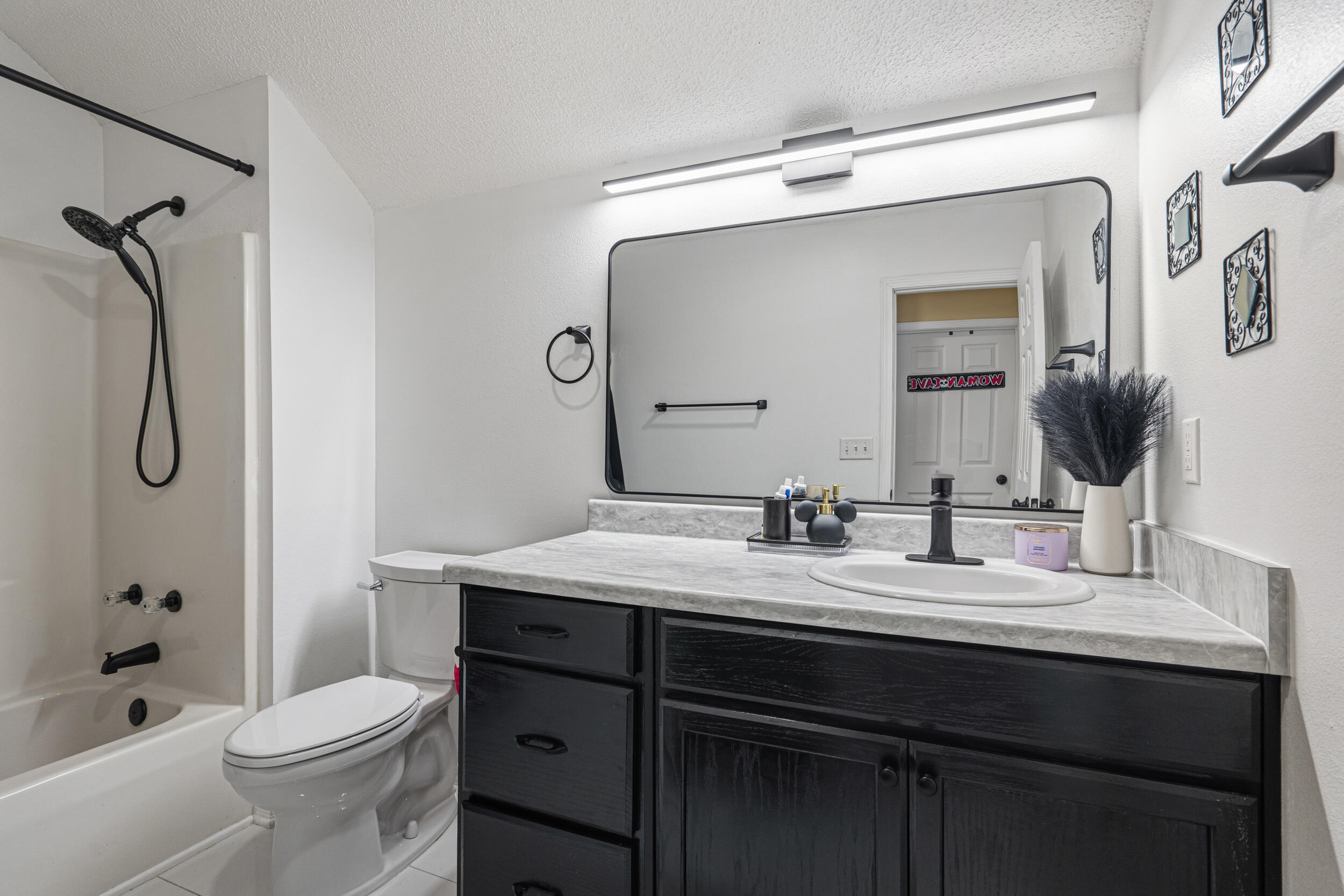 4785 Shoal Lake Circle