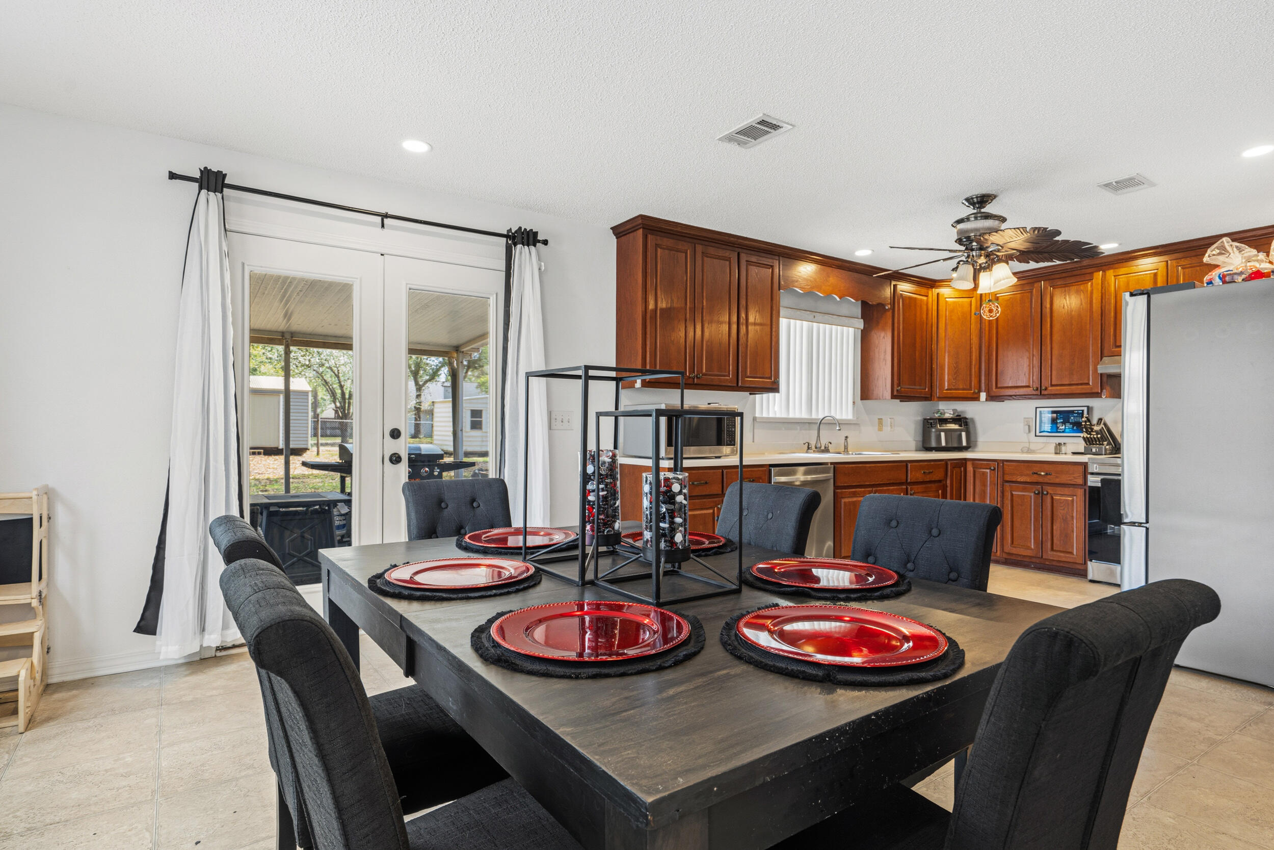 4785 Shoal Lake Circle