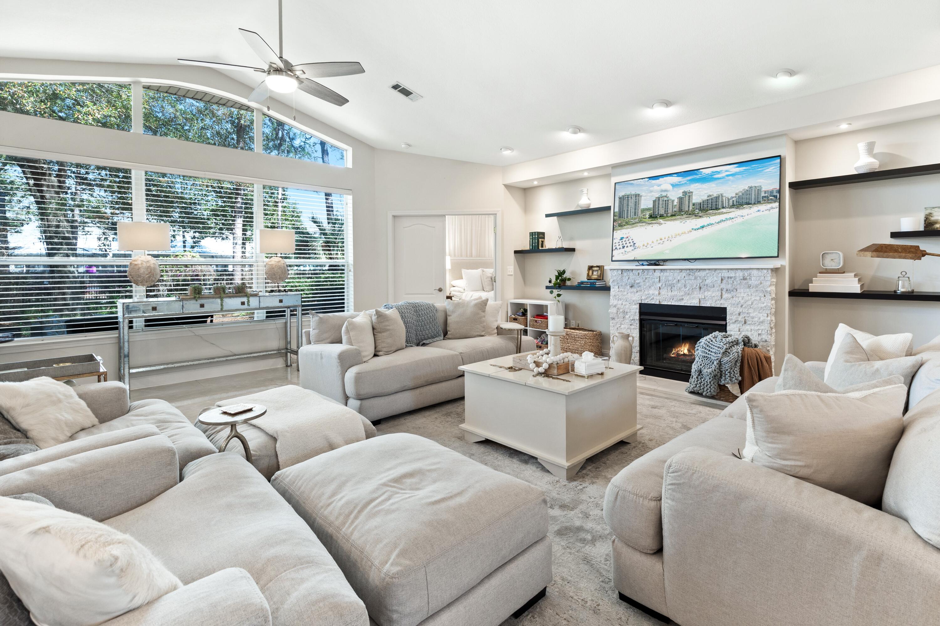 1415 E Baytowne Circle Unit: 32550