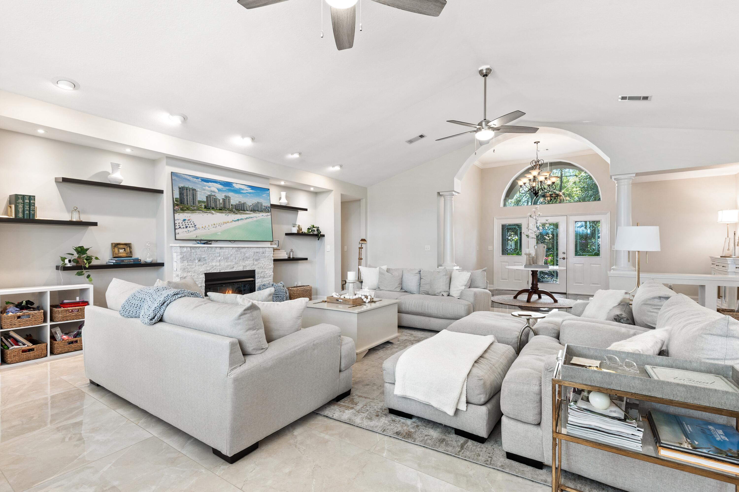 1415 E Baytowne Circle Unit: 32550