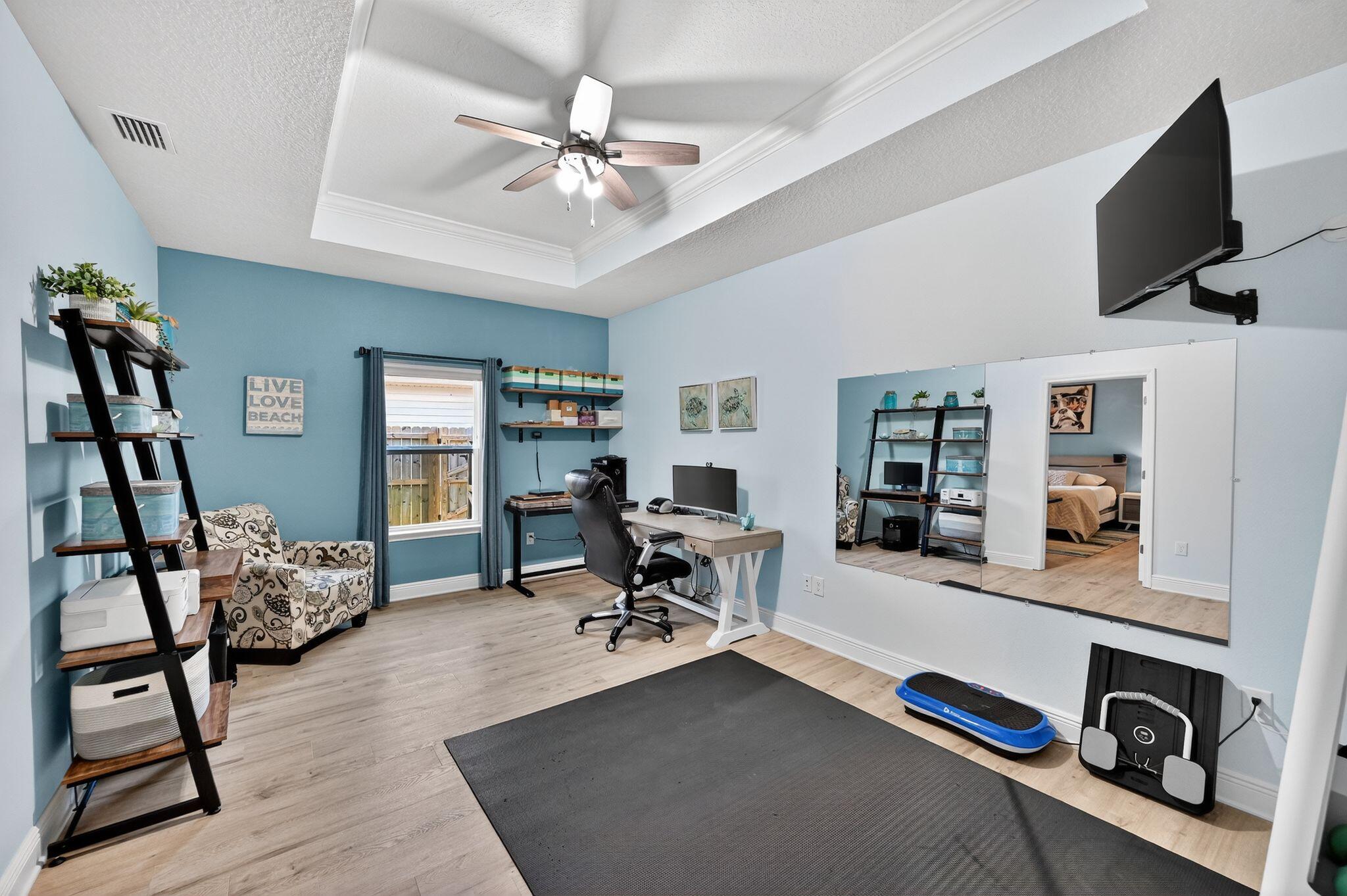 27 E Oak Trees Lane
