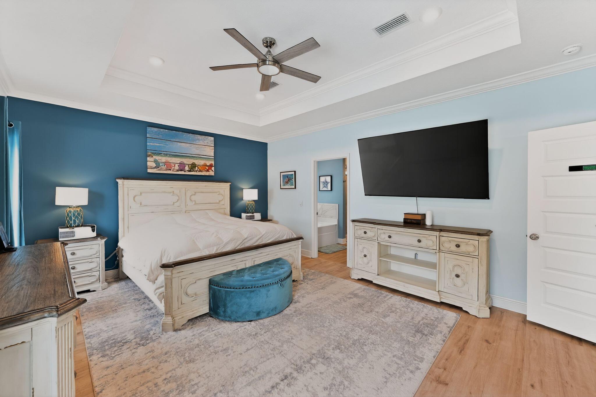 27 E Oak Trees Lane