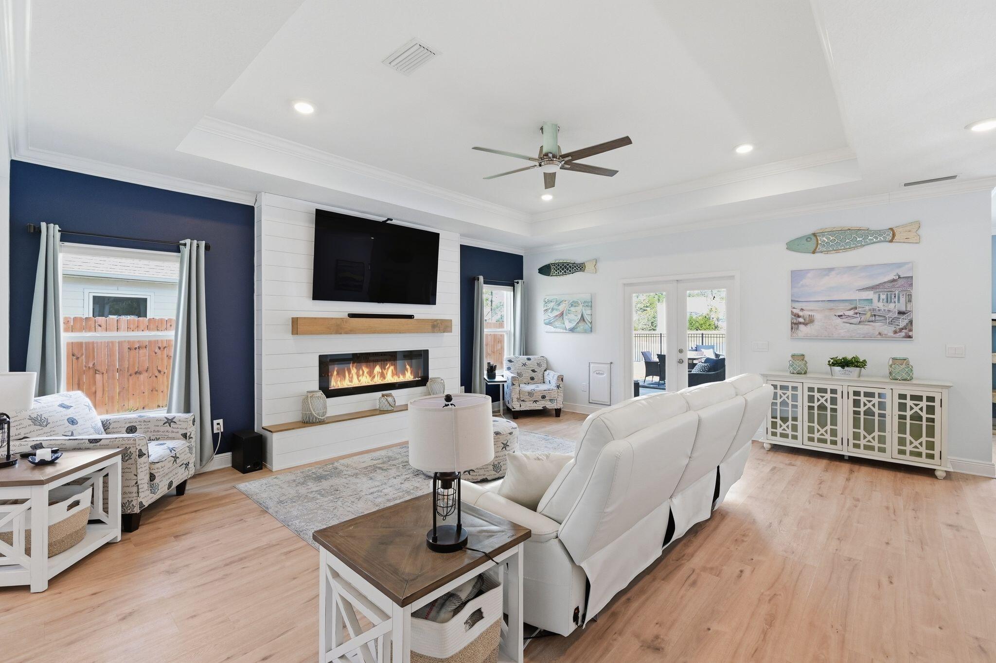 27 E Oak Trees Lane
