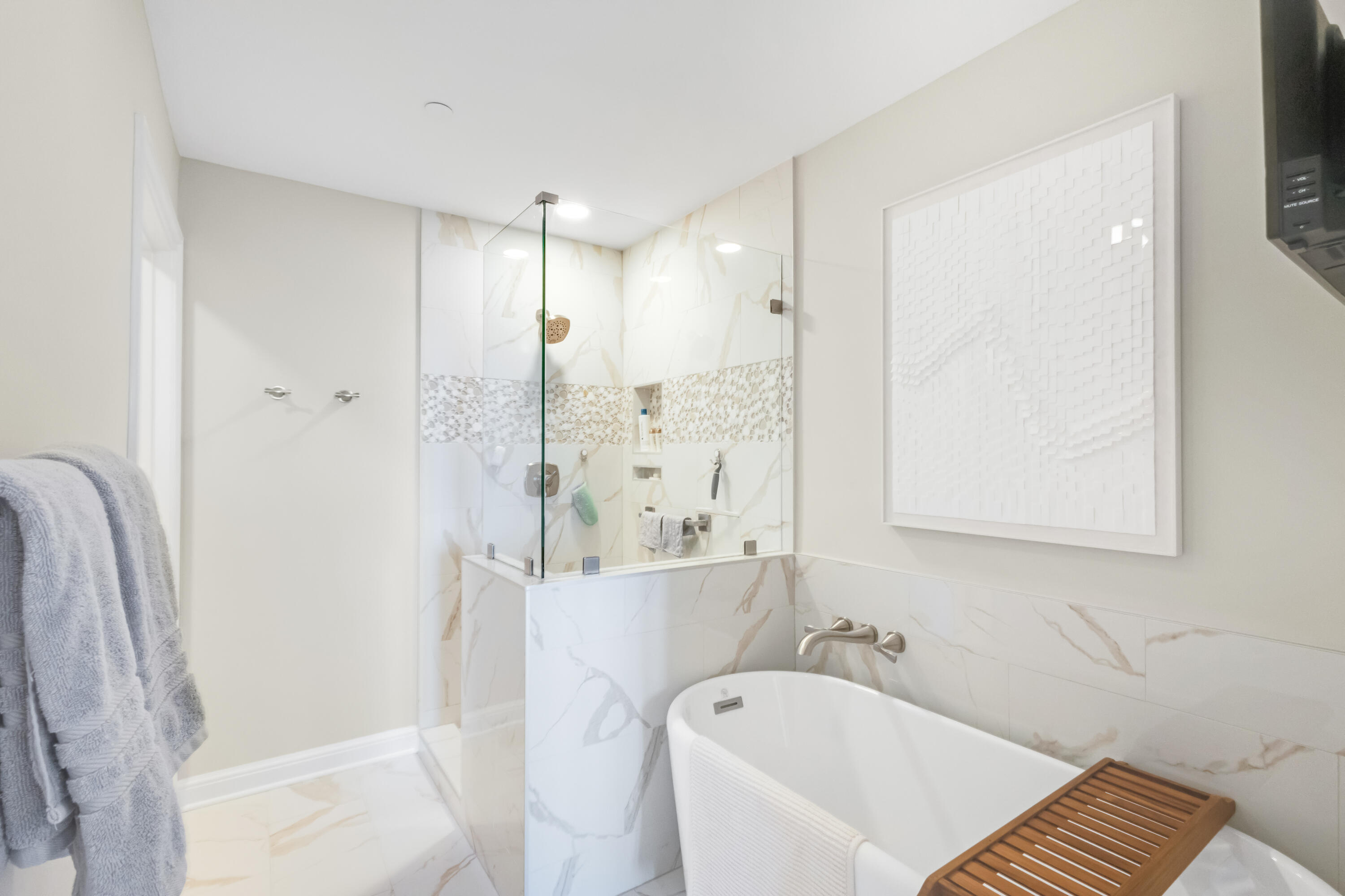 8708 Anchorage Drive