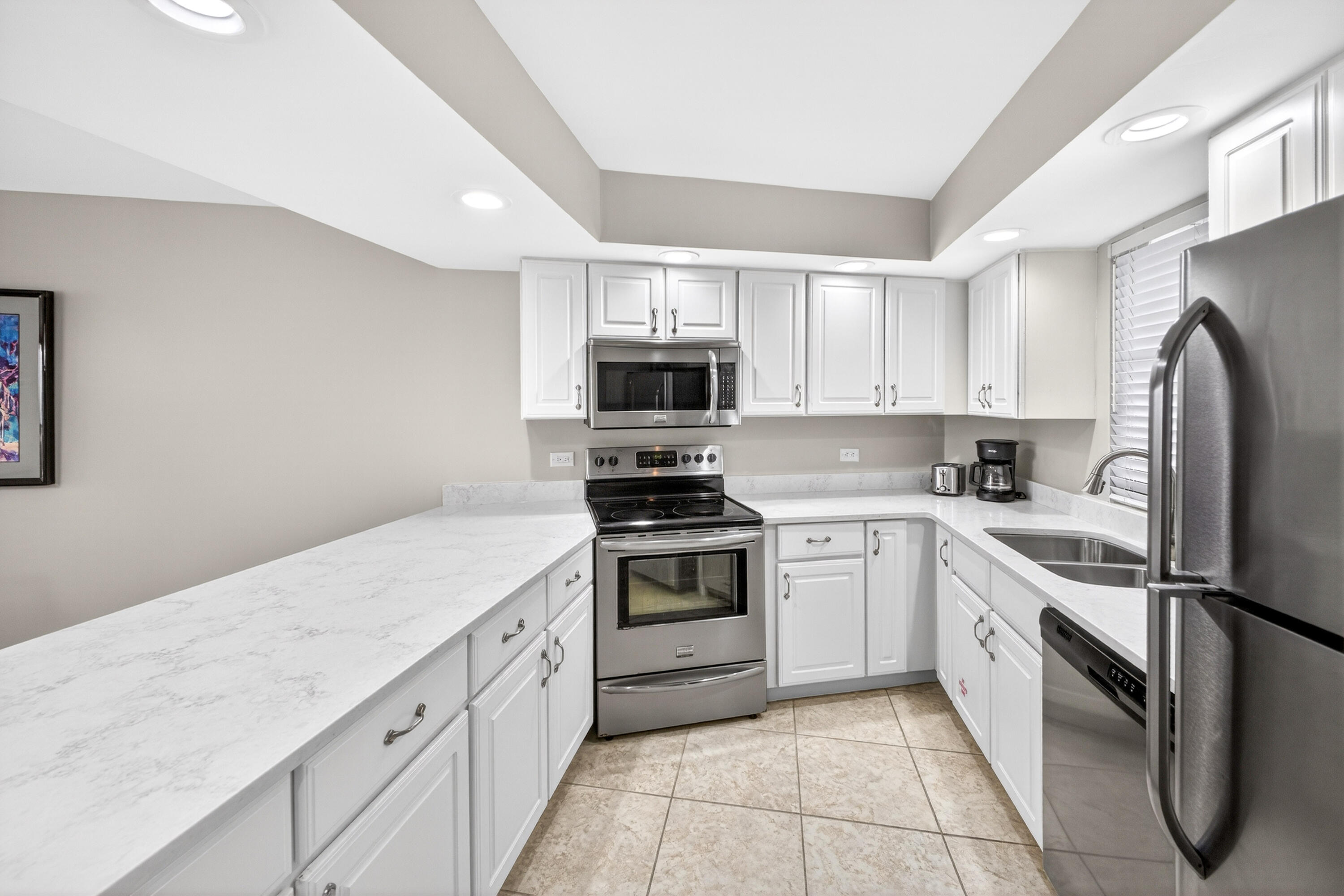 4033 Beachside One Drive 4033