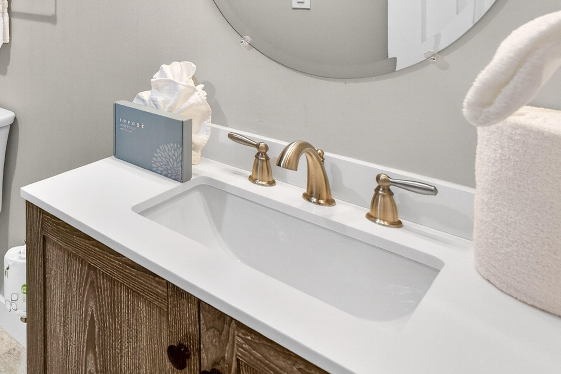 4033 Beachside One Drive 4033