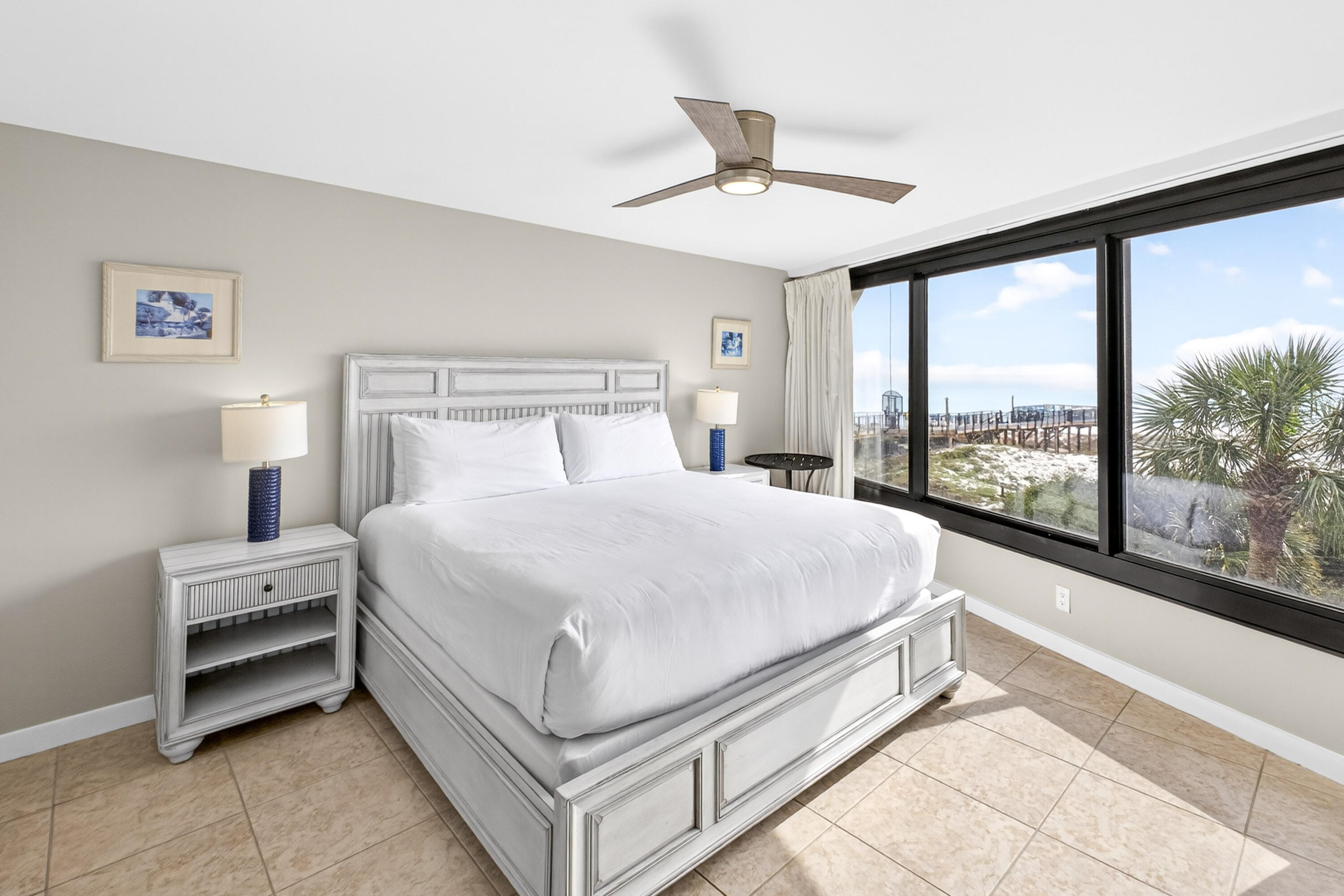 4033 Beachside One Drive 4033