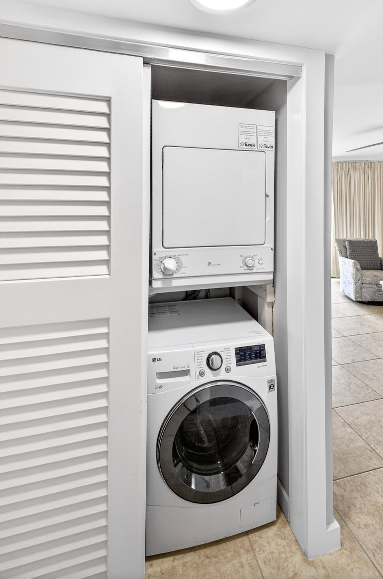 4033 Beachside One Drive 4033