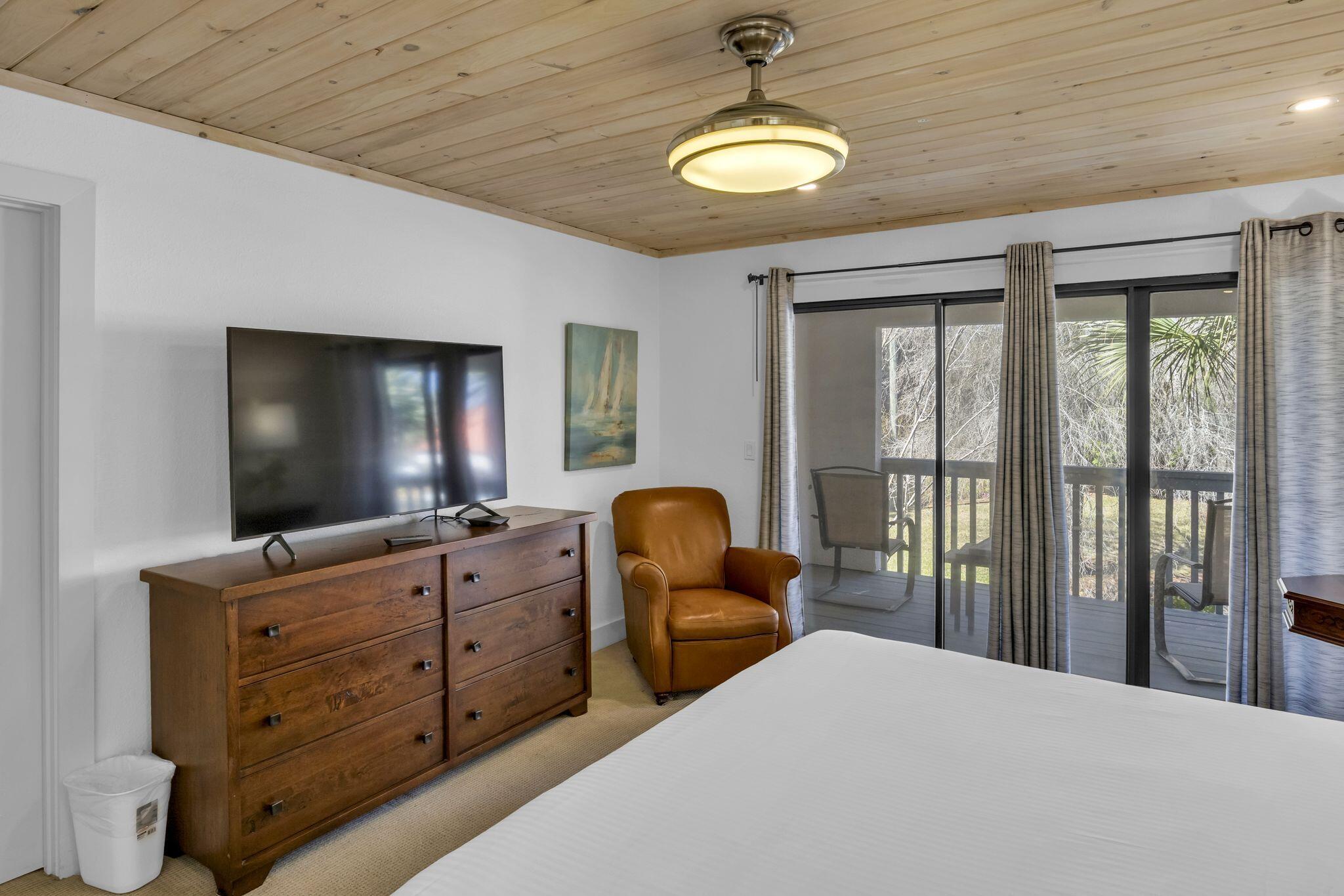 2 Wimbledon Court # 2E