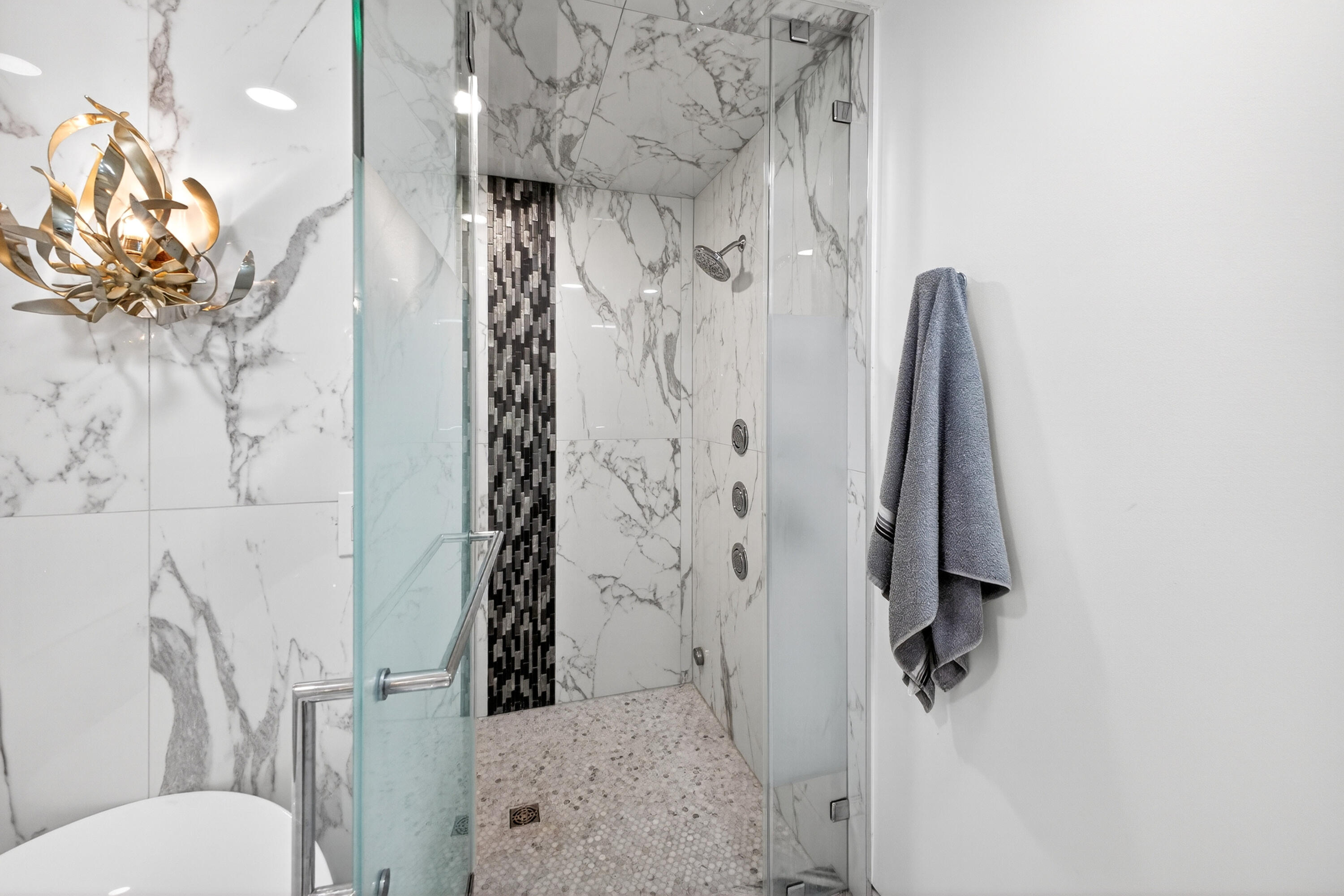 4610 Southwinds Drive 4610