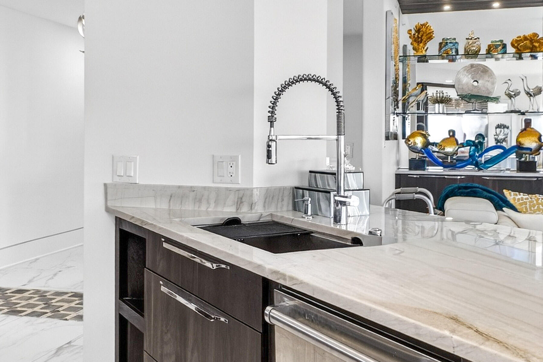 4610 Southwinds Drive 4610