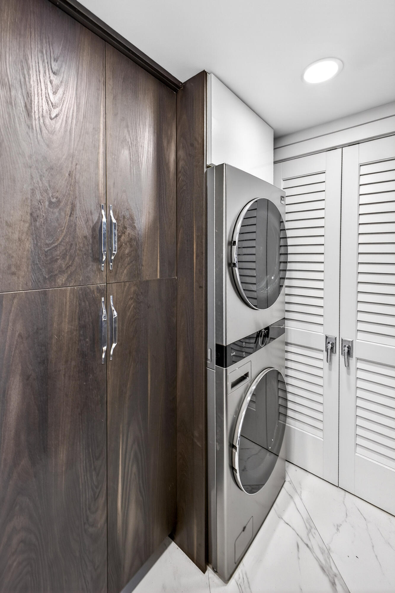 4610 Southwinds Drive 4610