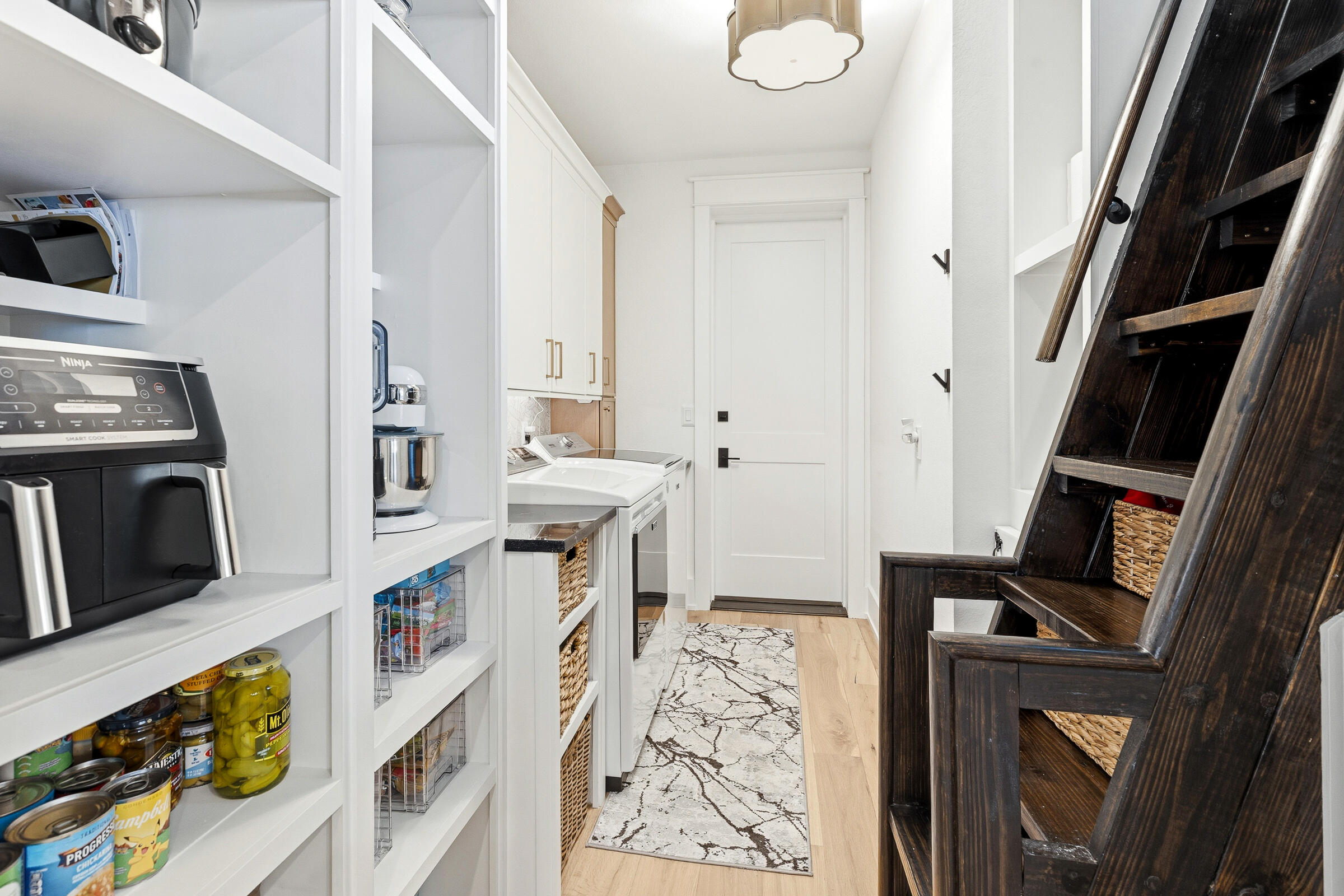 8003 Legend Creek Drive