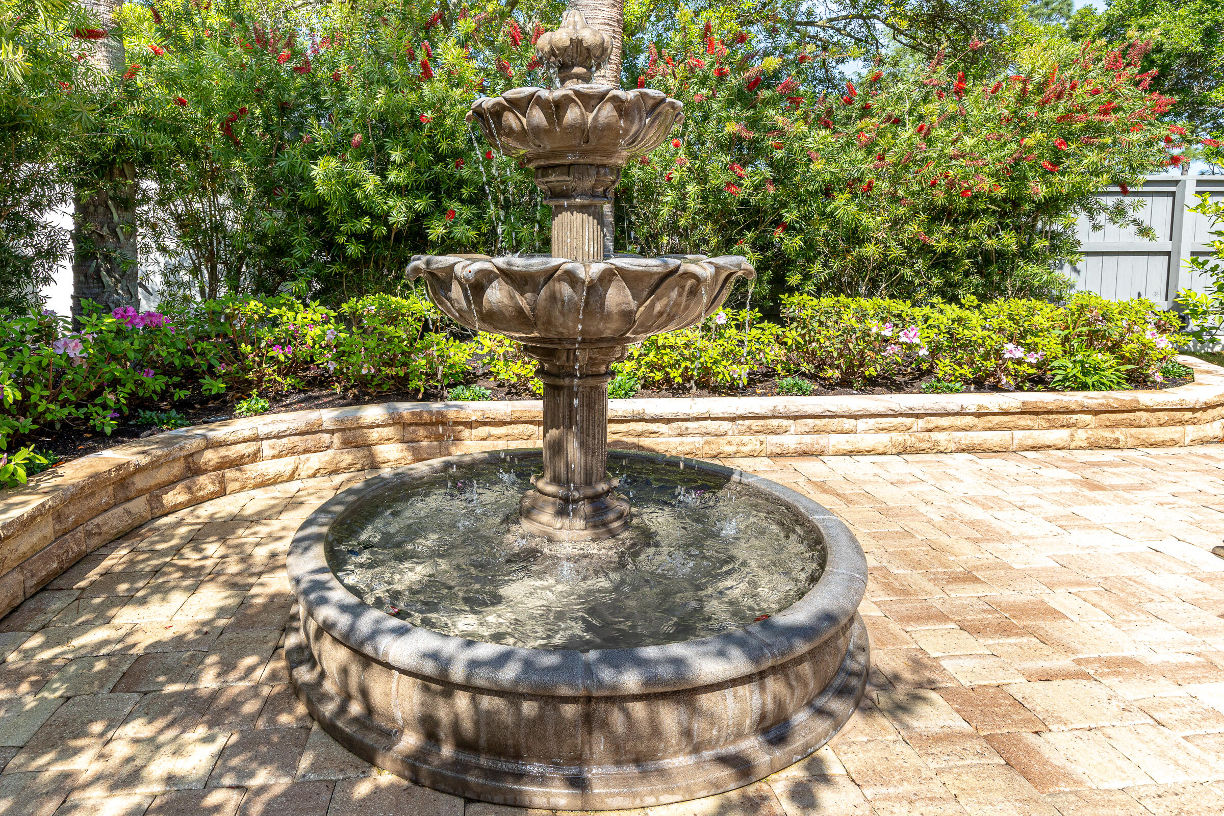 8003 Legend Creek Drive