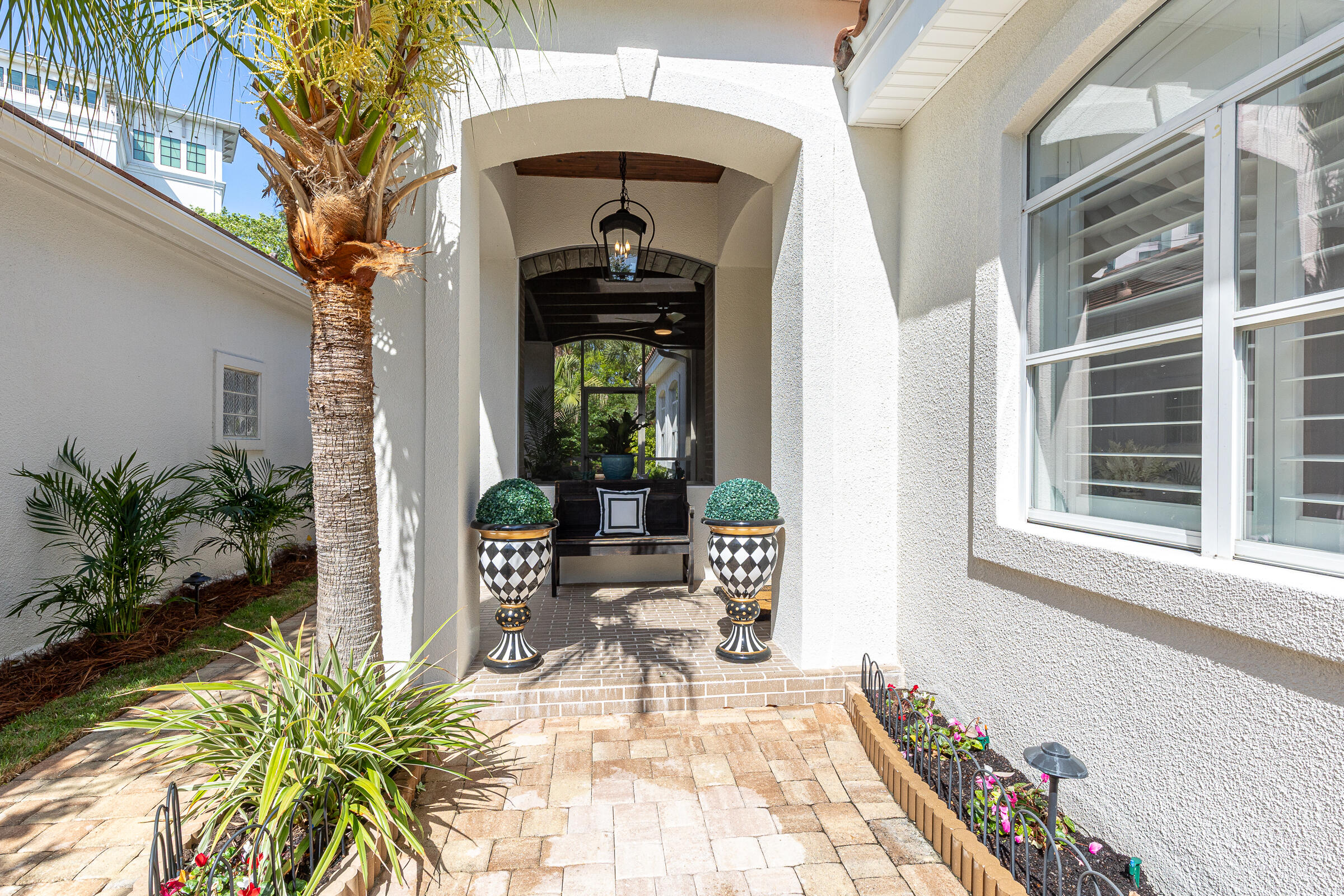 8003 Legend Creek Drive