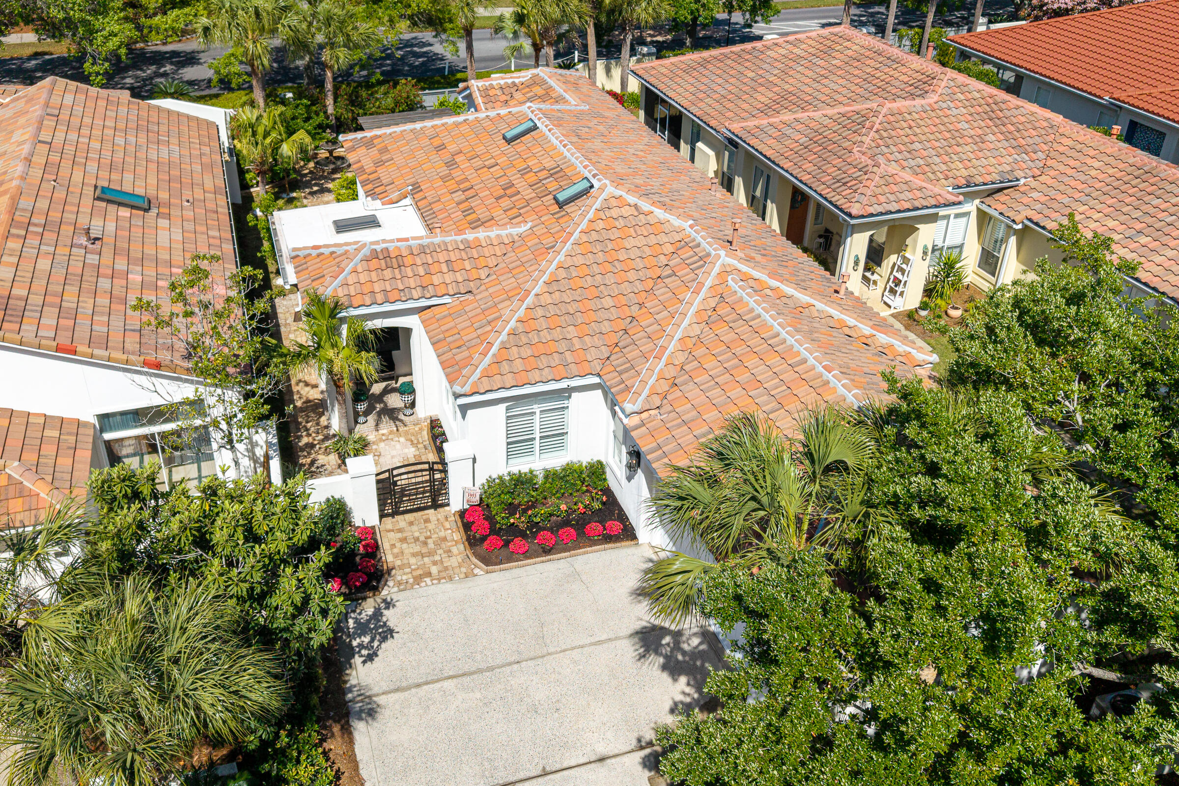 8003 Legend Creek Drive