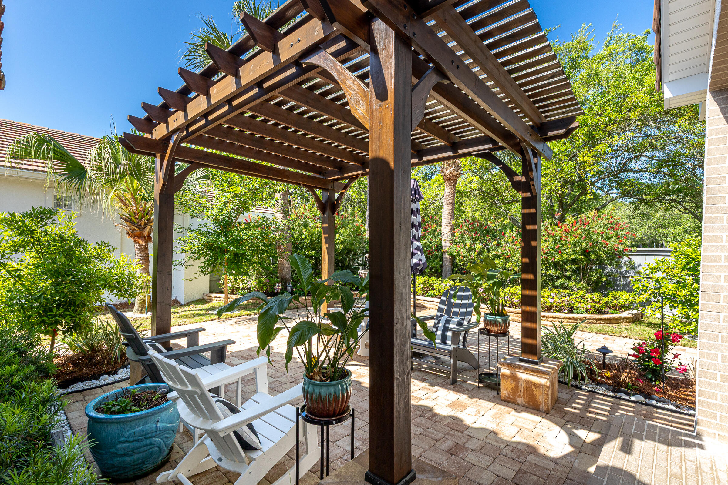 8003 Legend Creek Drive