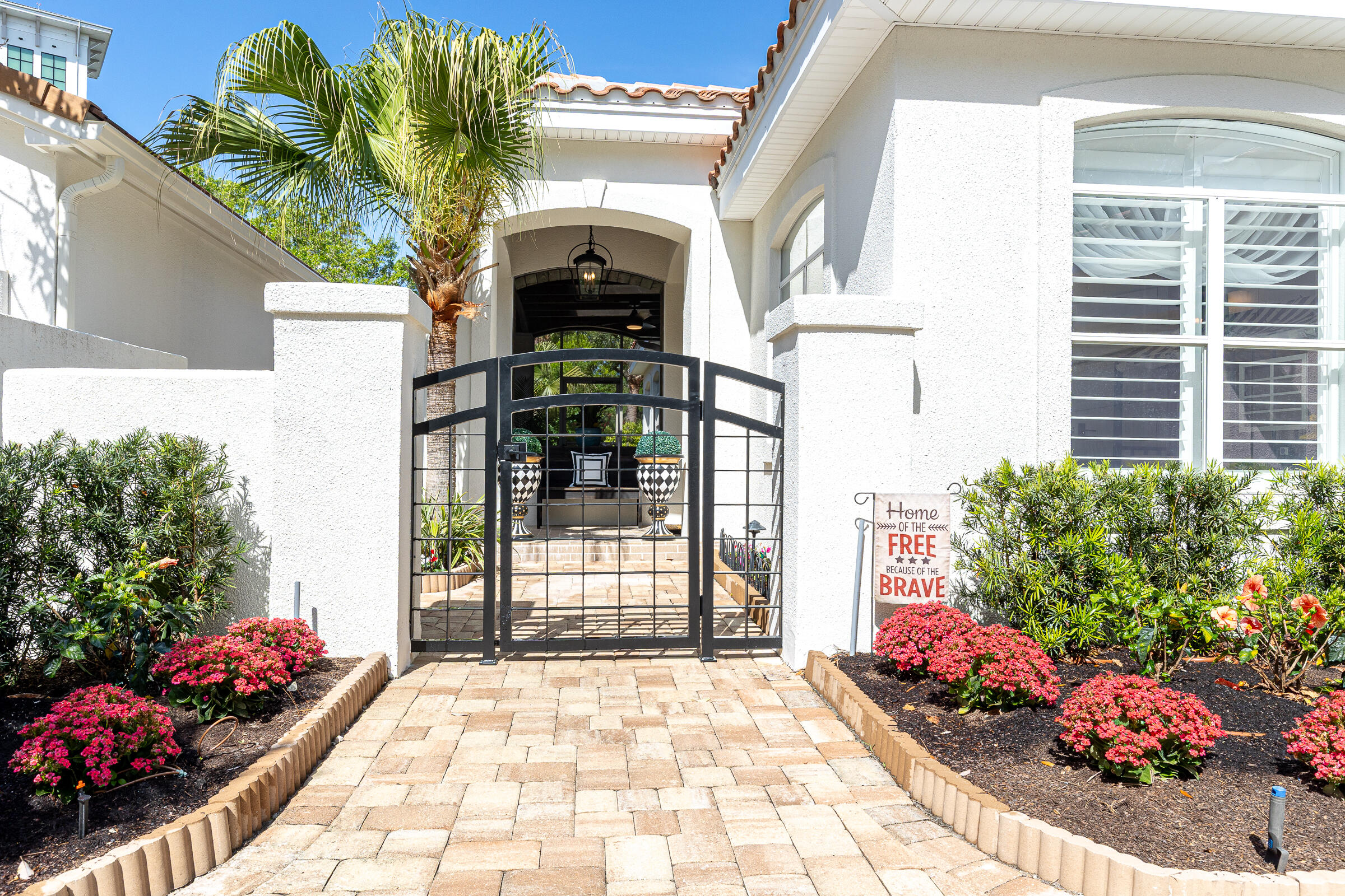 8003 Legend Creek Drive