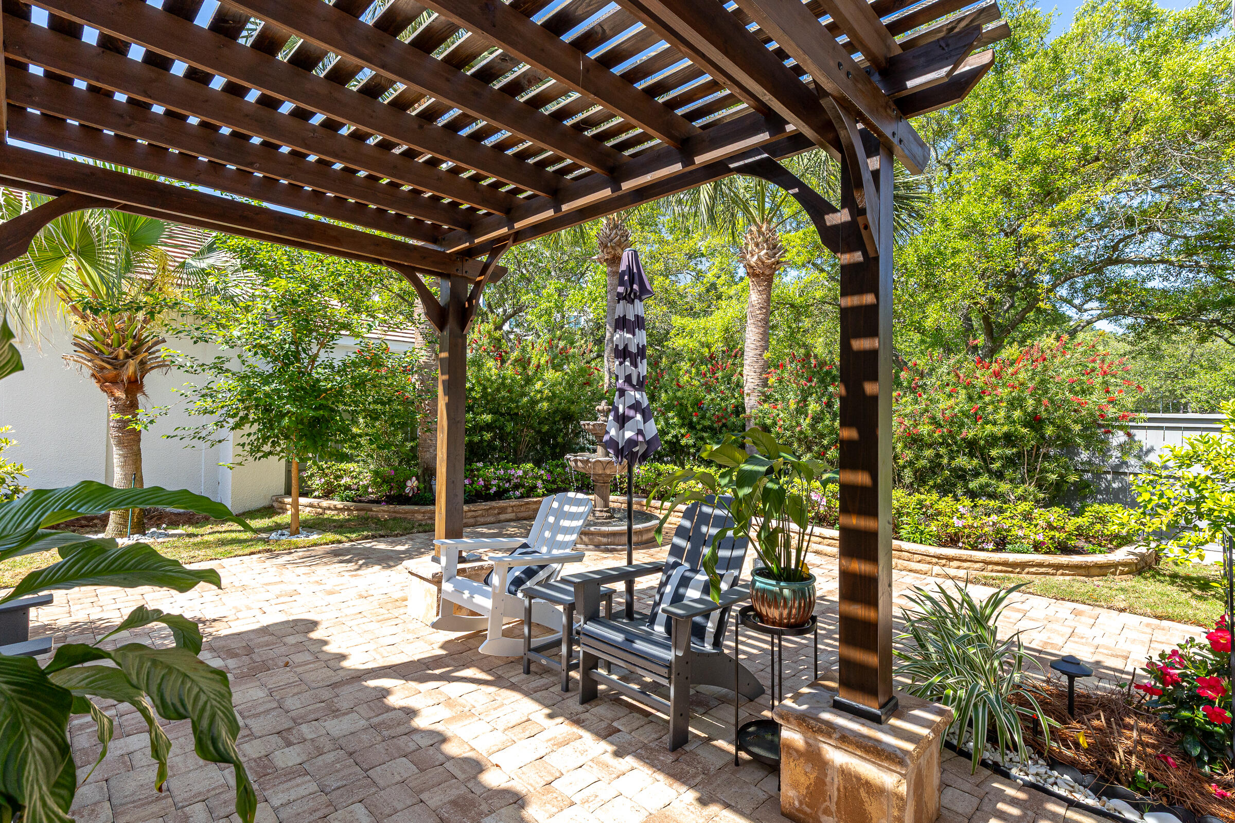 8003 Legend Creek Drive