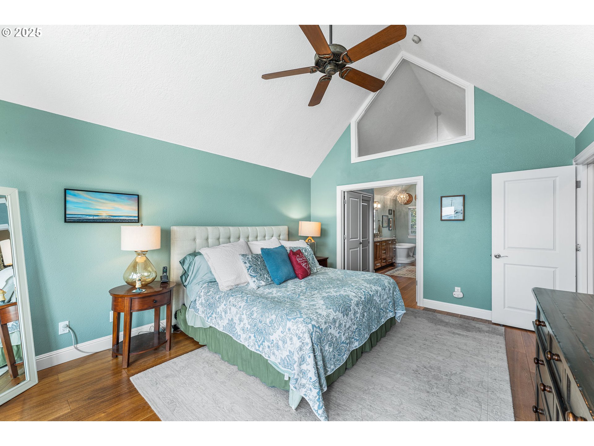 1409 SE COLUMBIA WAY E5